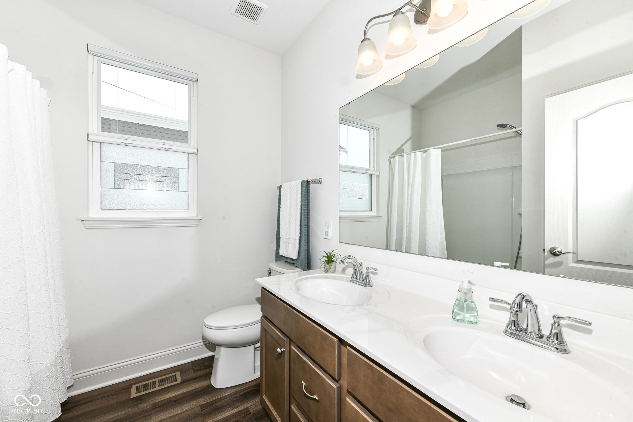 12535 Tidecrest Drive