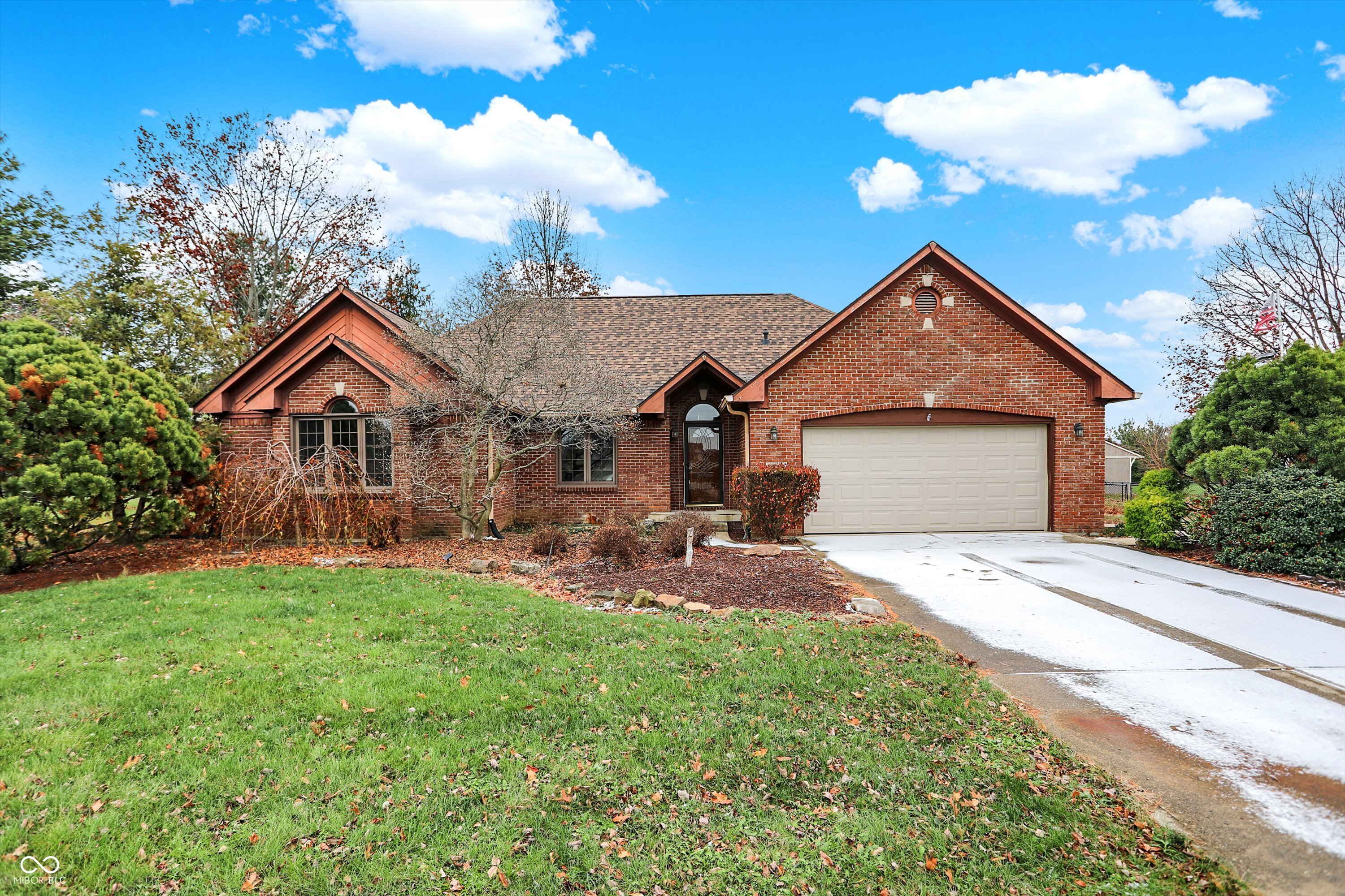 3733 N County Road 900 E