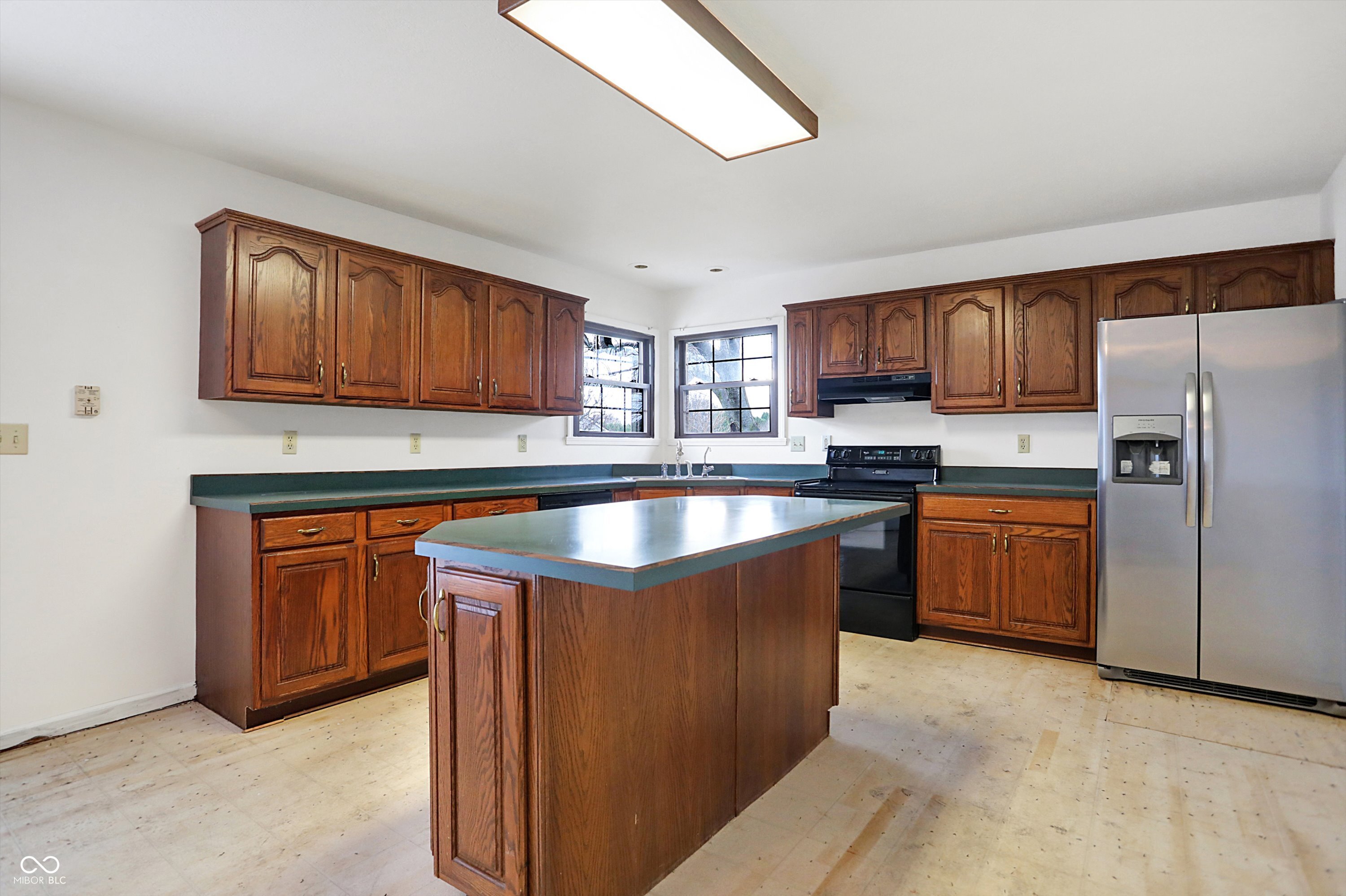 3733 N County Road 900 E