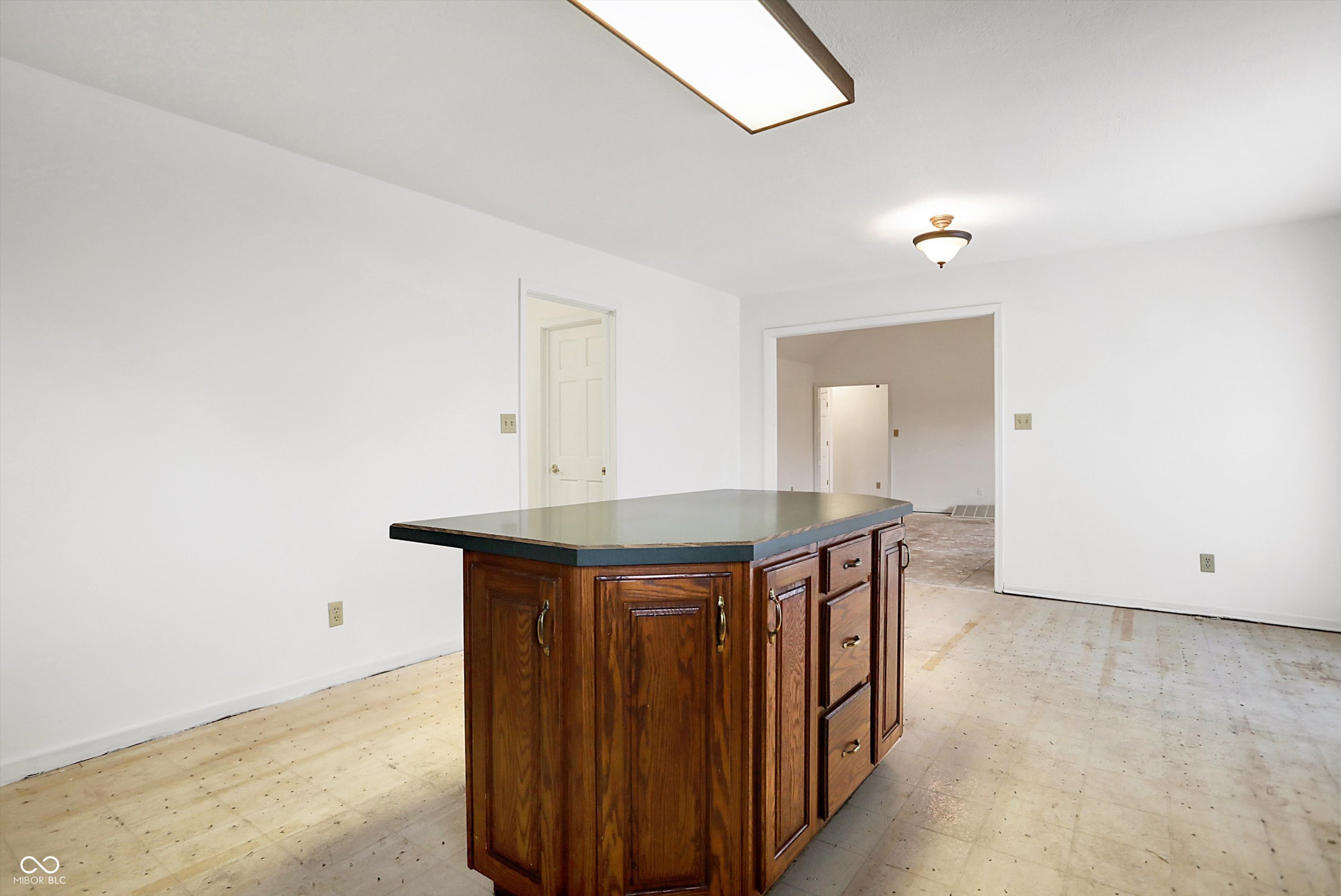 3733 N County Road 900 E