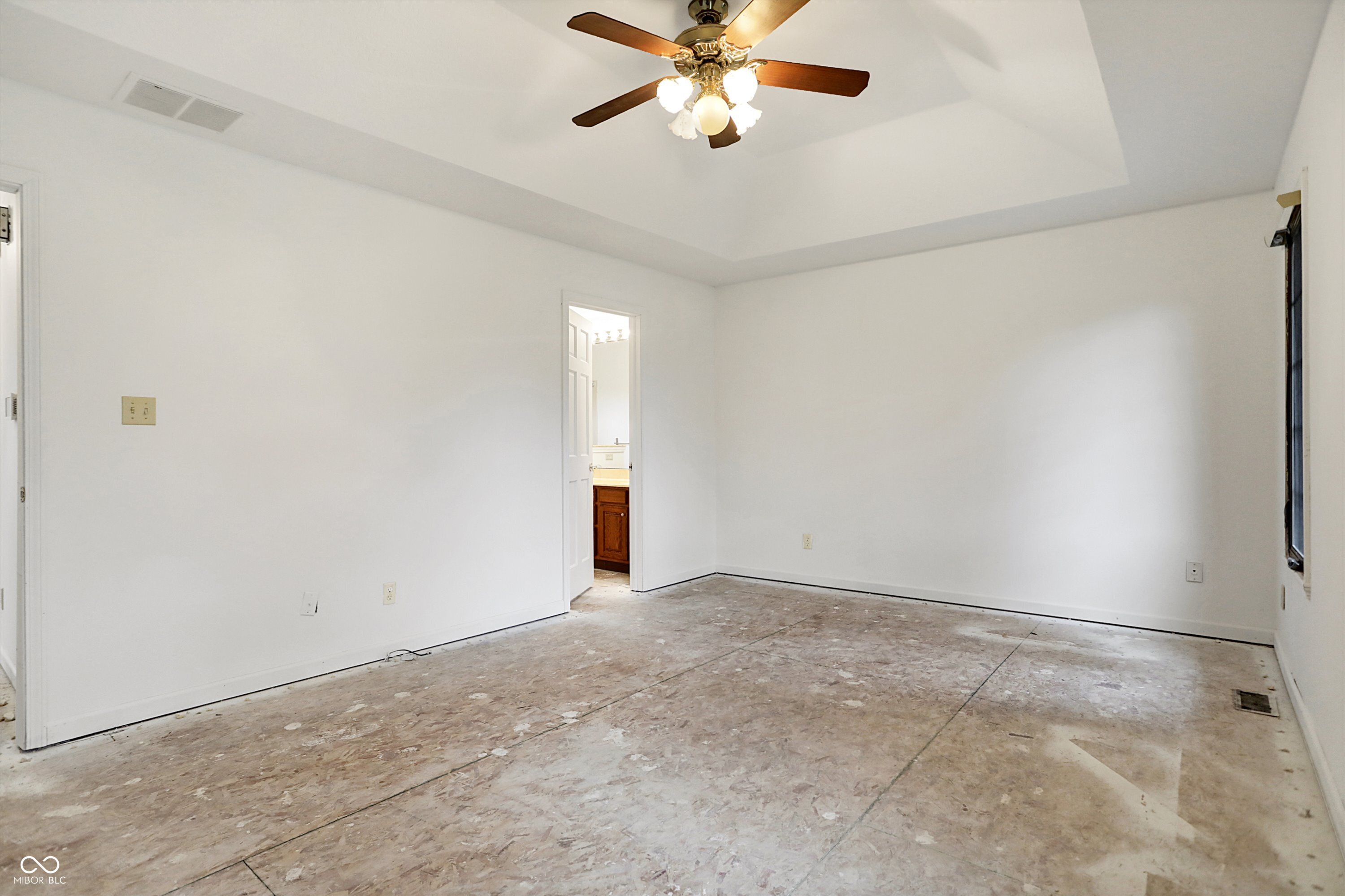 3733 N County Road 900 E
