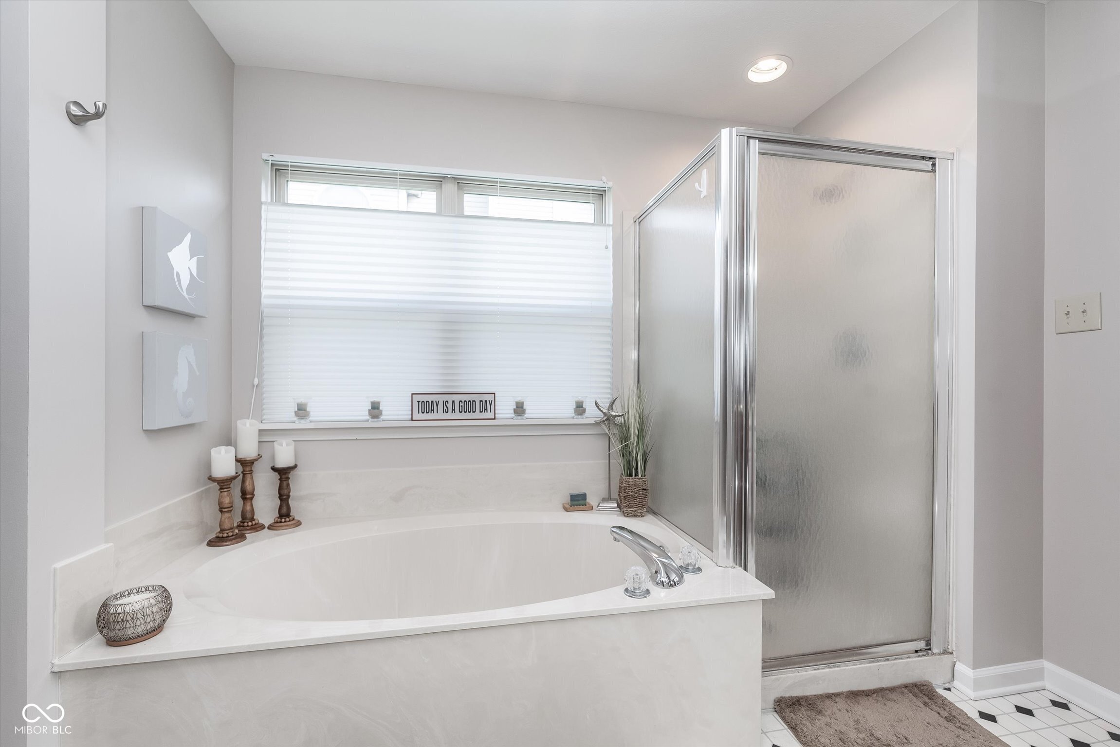 10518 Greenway Drive