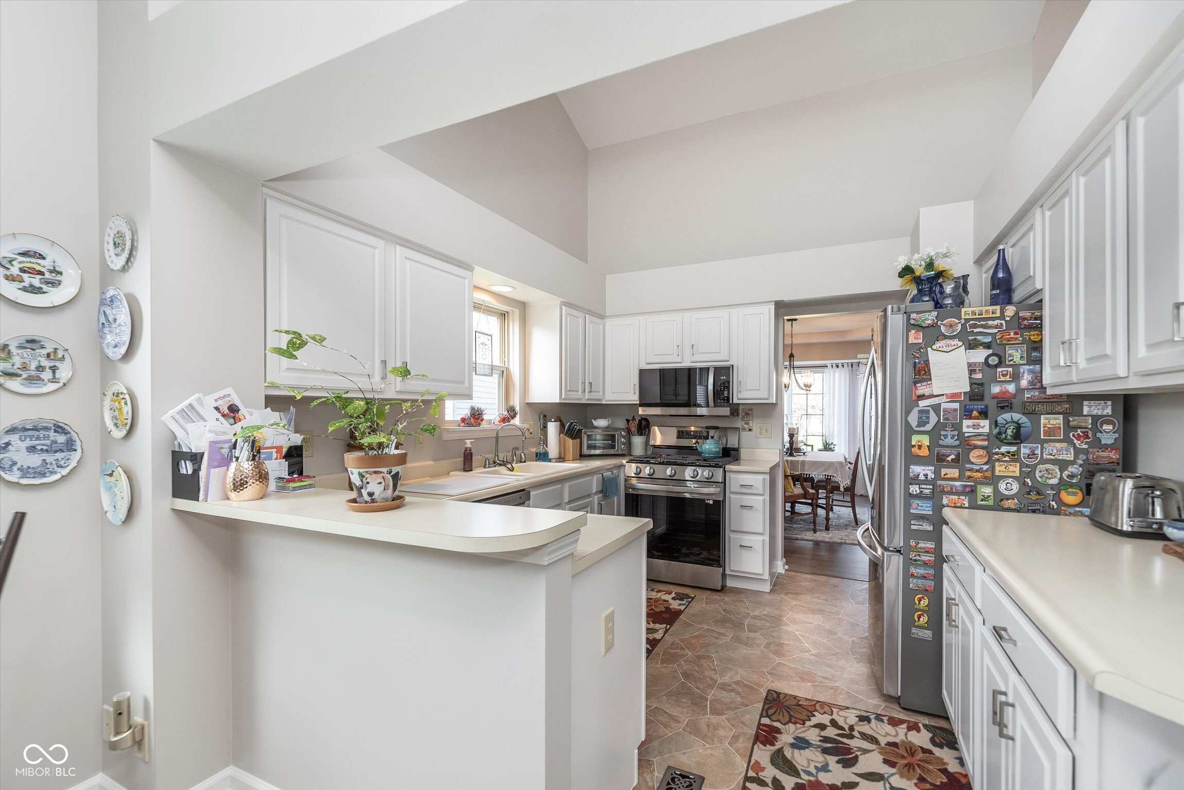 10518 Greenway Drive