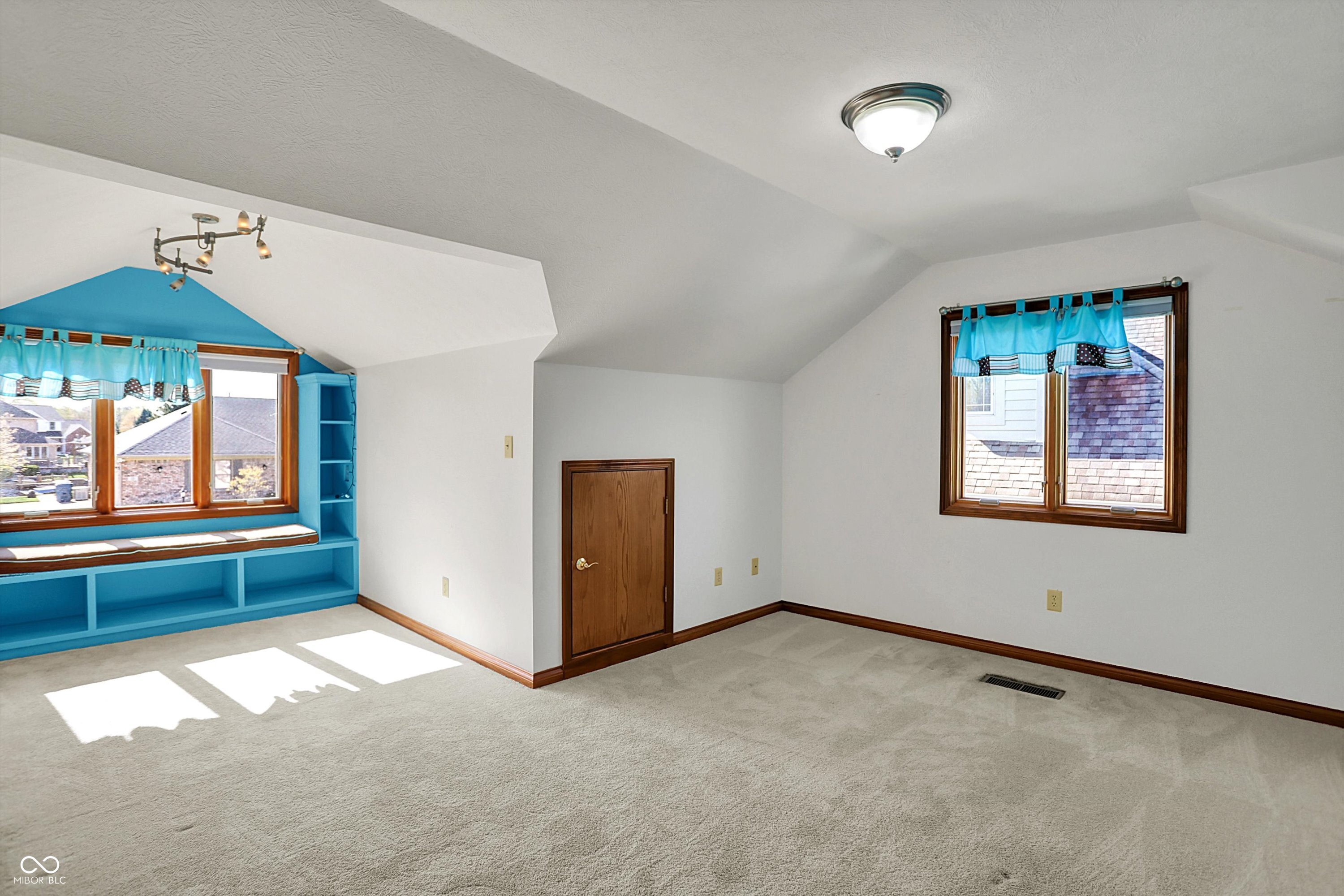 4606 Sundance Trail