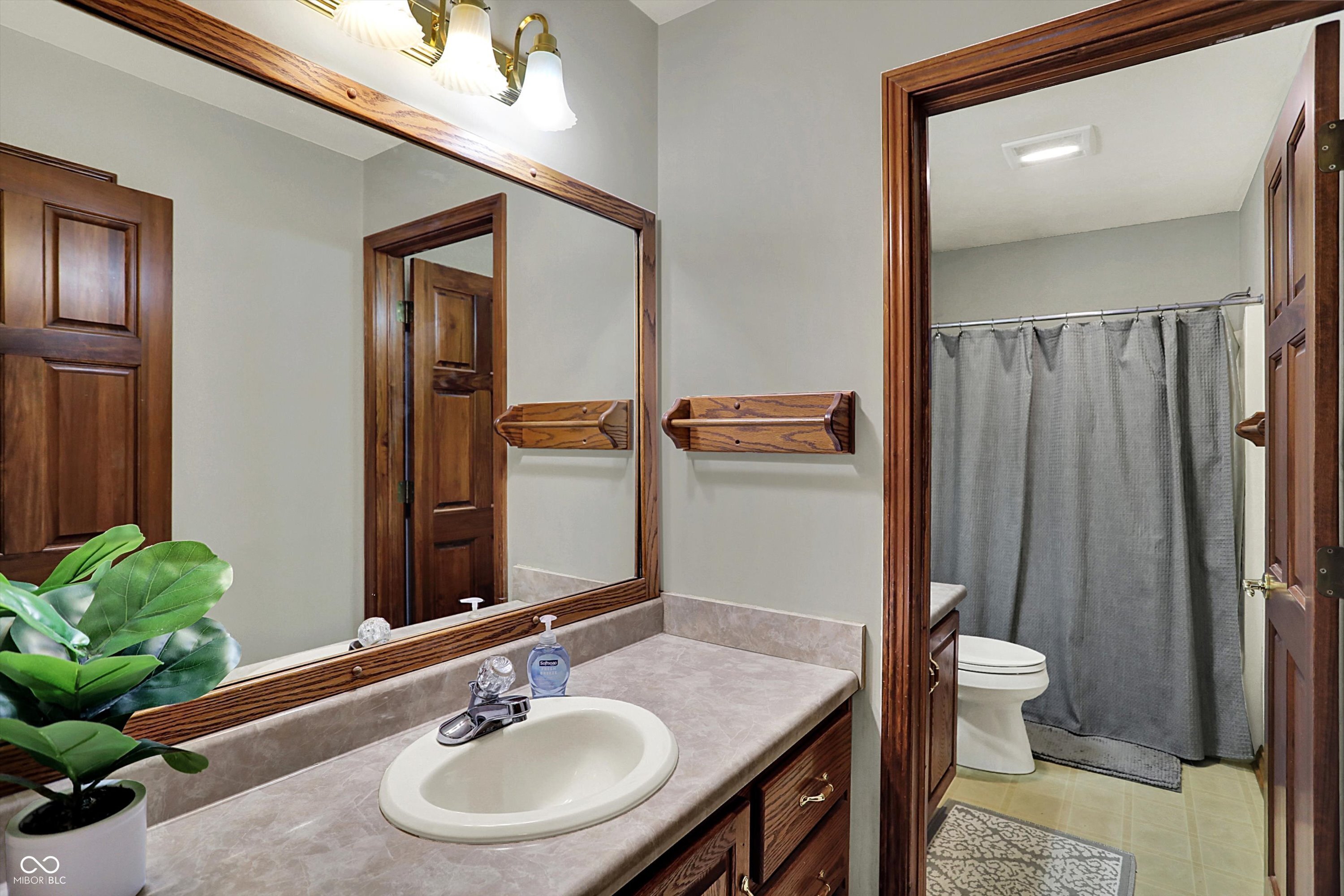 4606 Sundance Trail