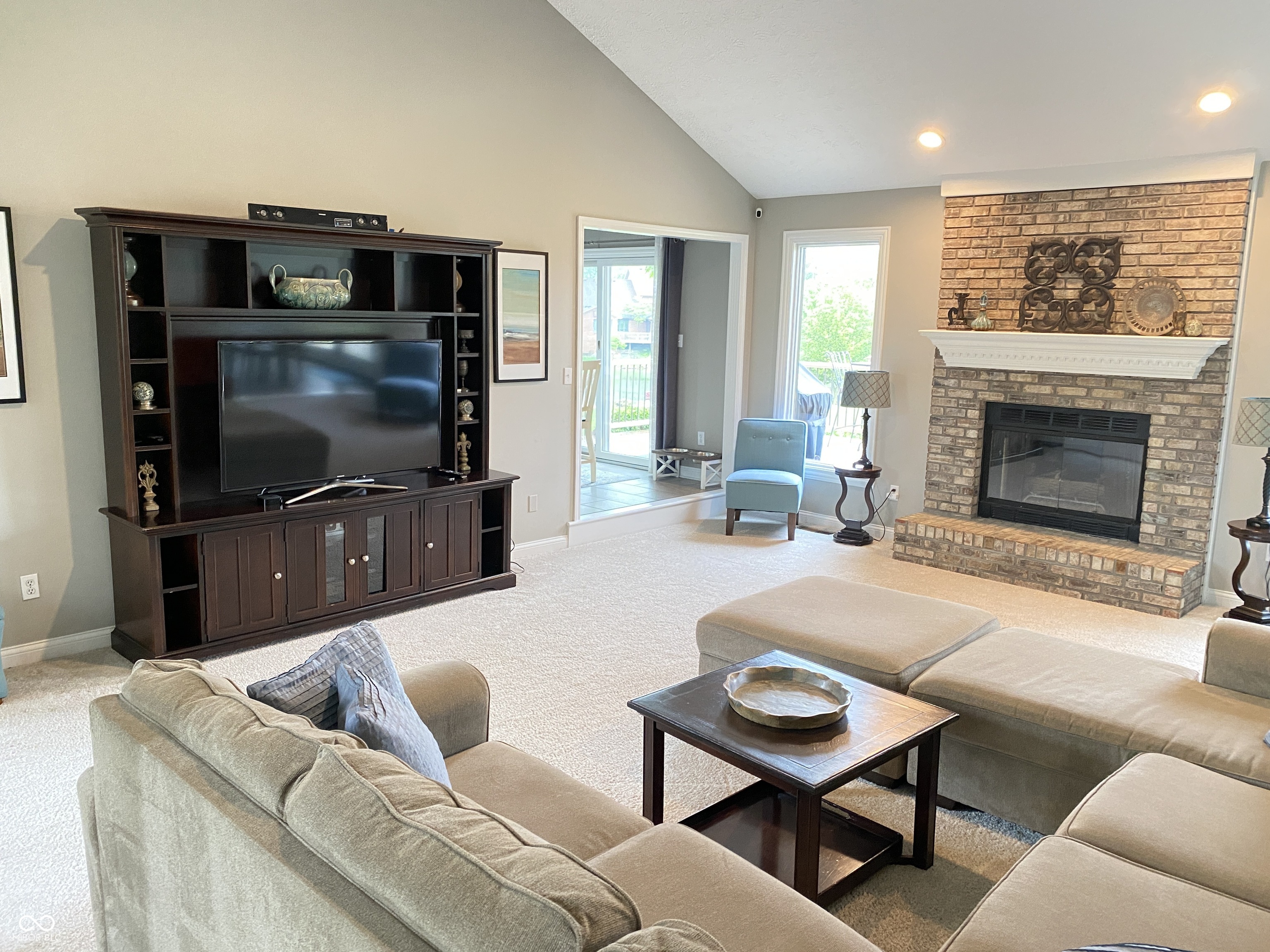 12231 Valley View Circle