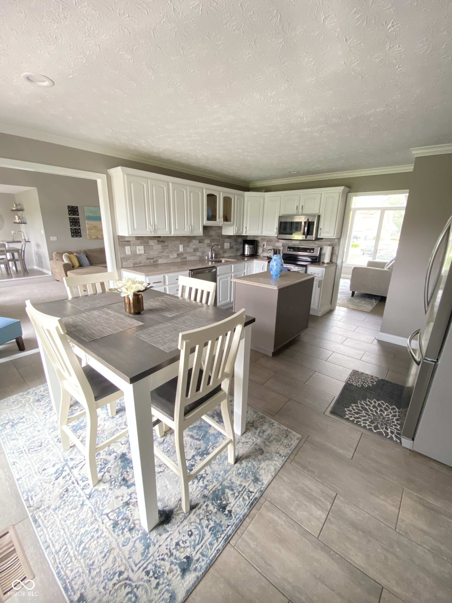 12231 Valley View Circle