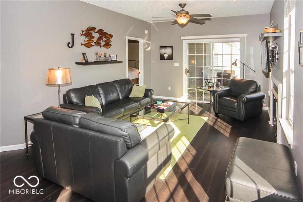 20852 Waterscape Way