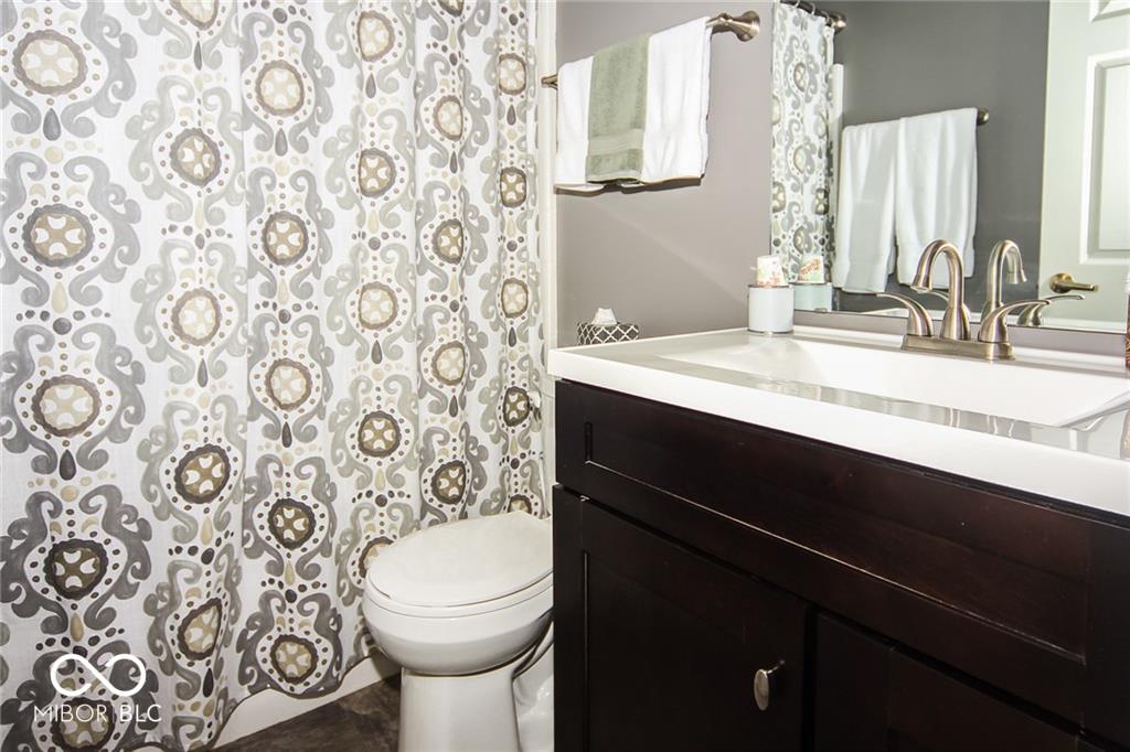20852 Waterscape Way