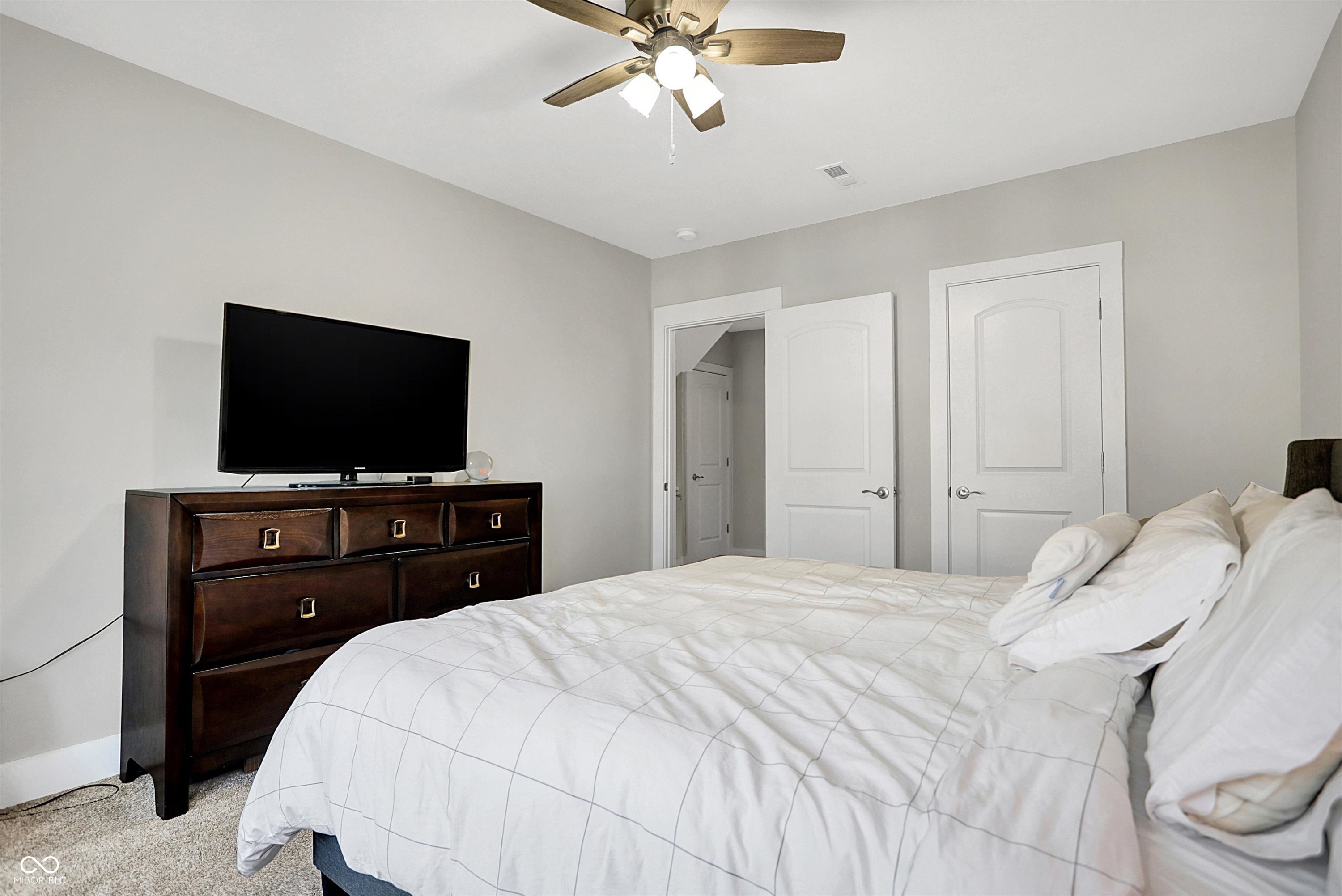 3145 N New Jersey Street