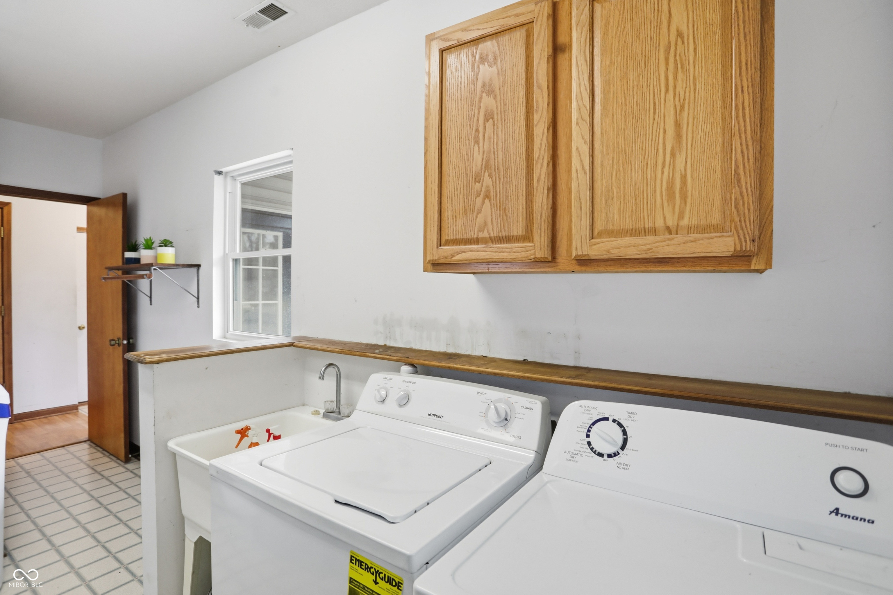 12674 Woodville Street