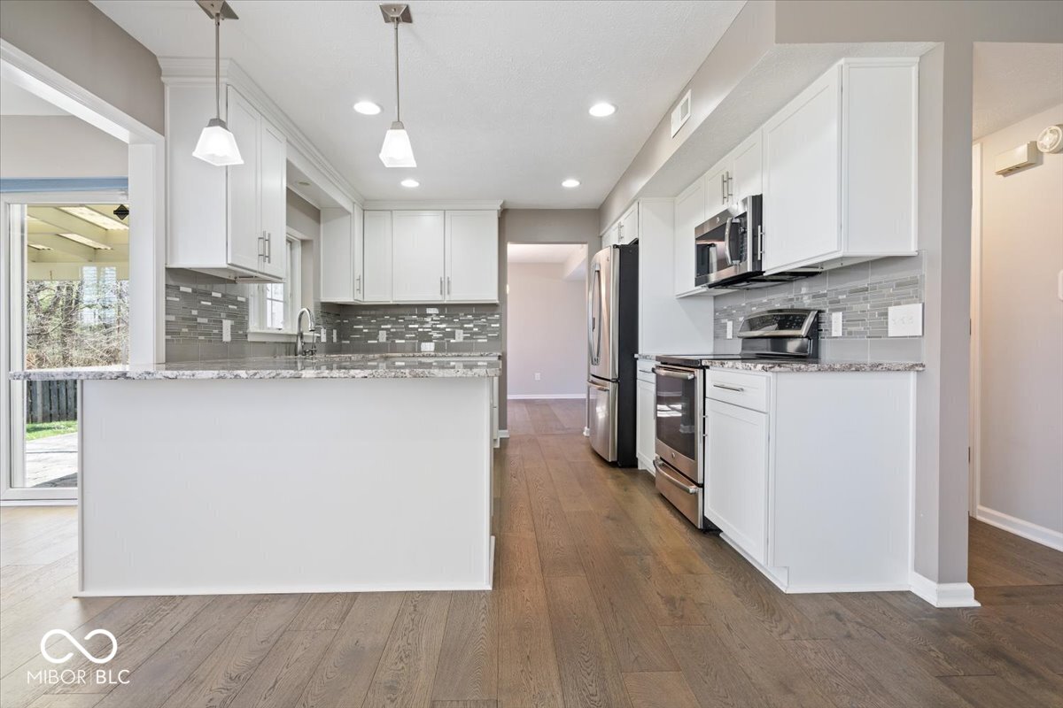 6525 Manchester Drive