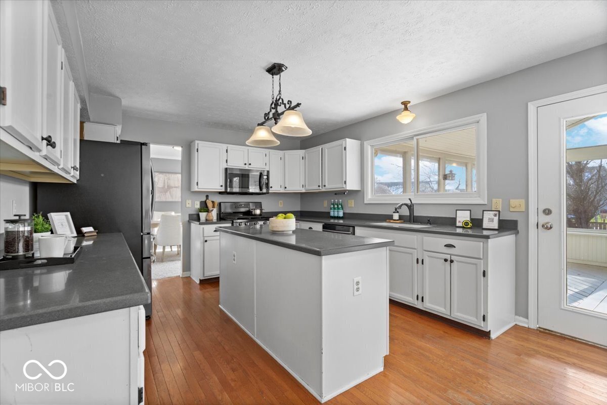 7411 Bramblewood Lane