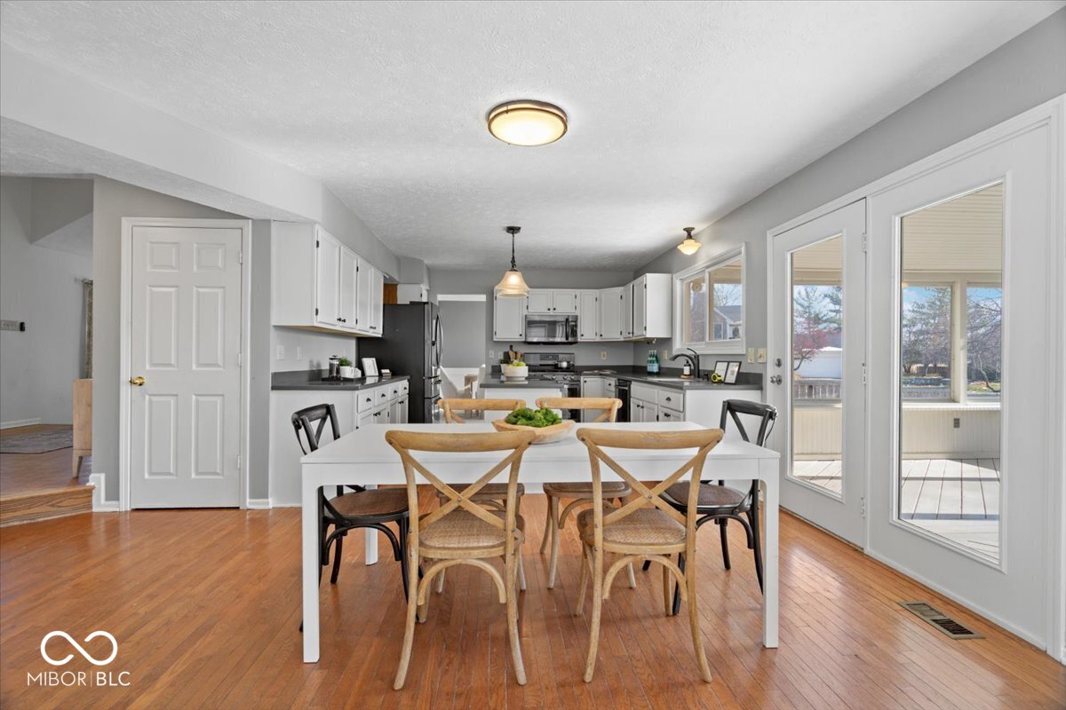 7411 Bramblewood Lane