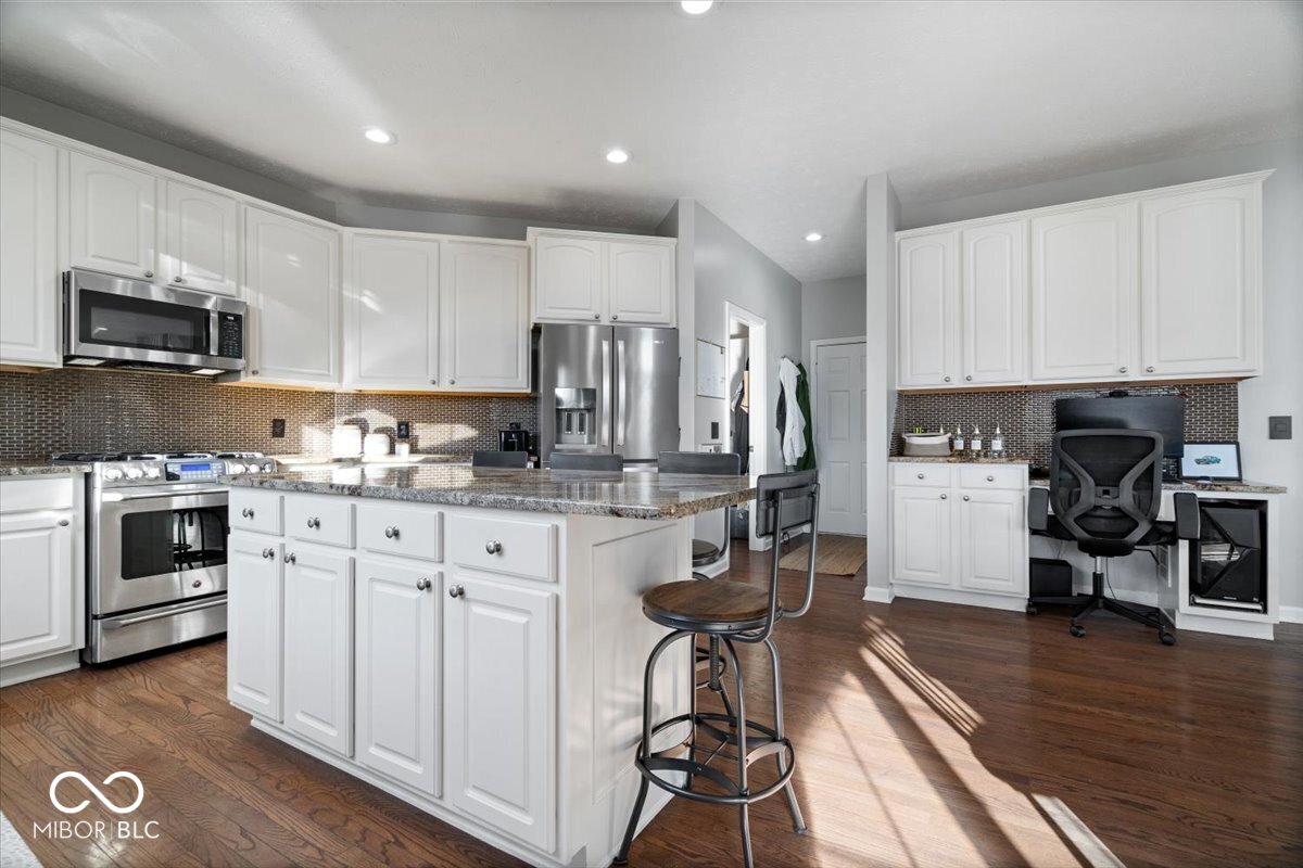 6532 Briarwood Place