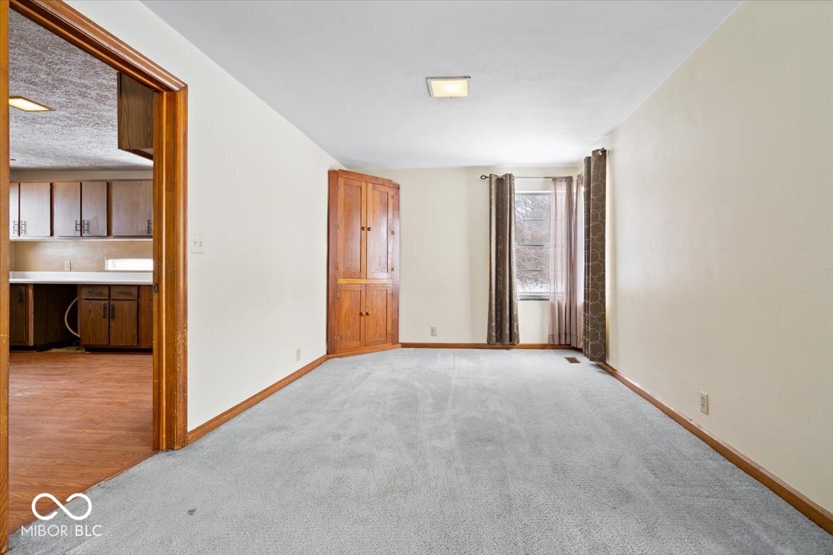 3 E County Road 900 N