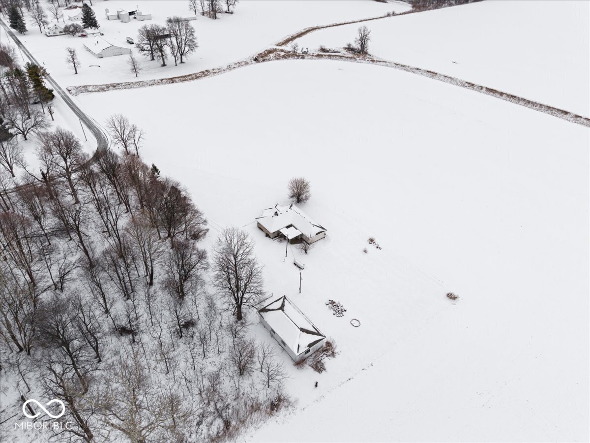 3 E County Road 900 N