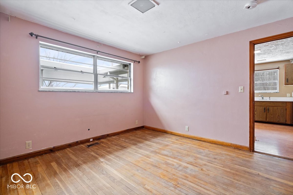 3 E County Road 900 N