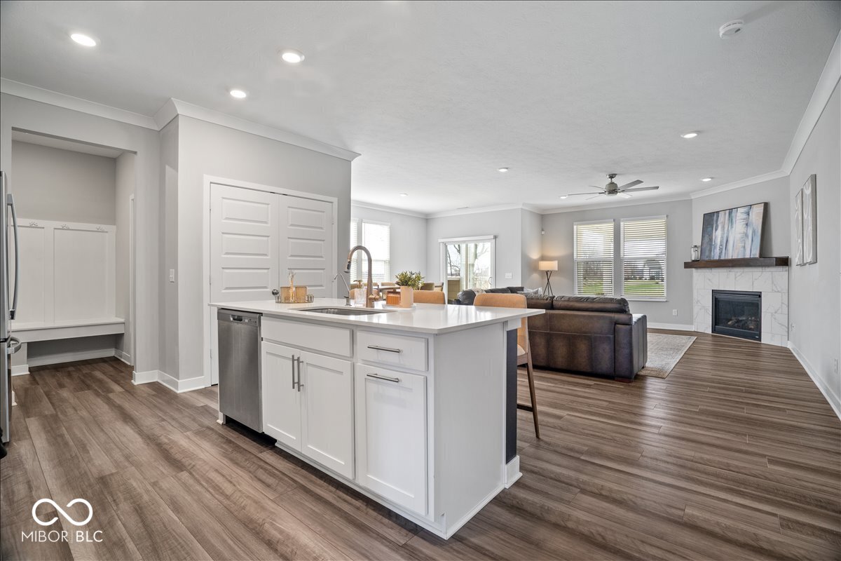 6988 Covington Street