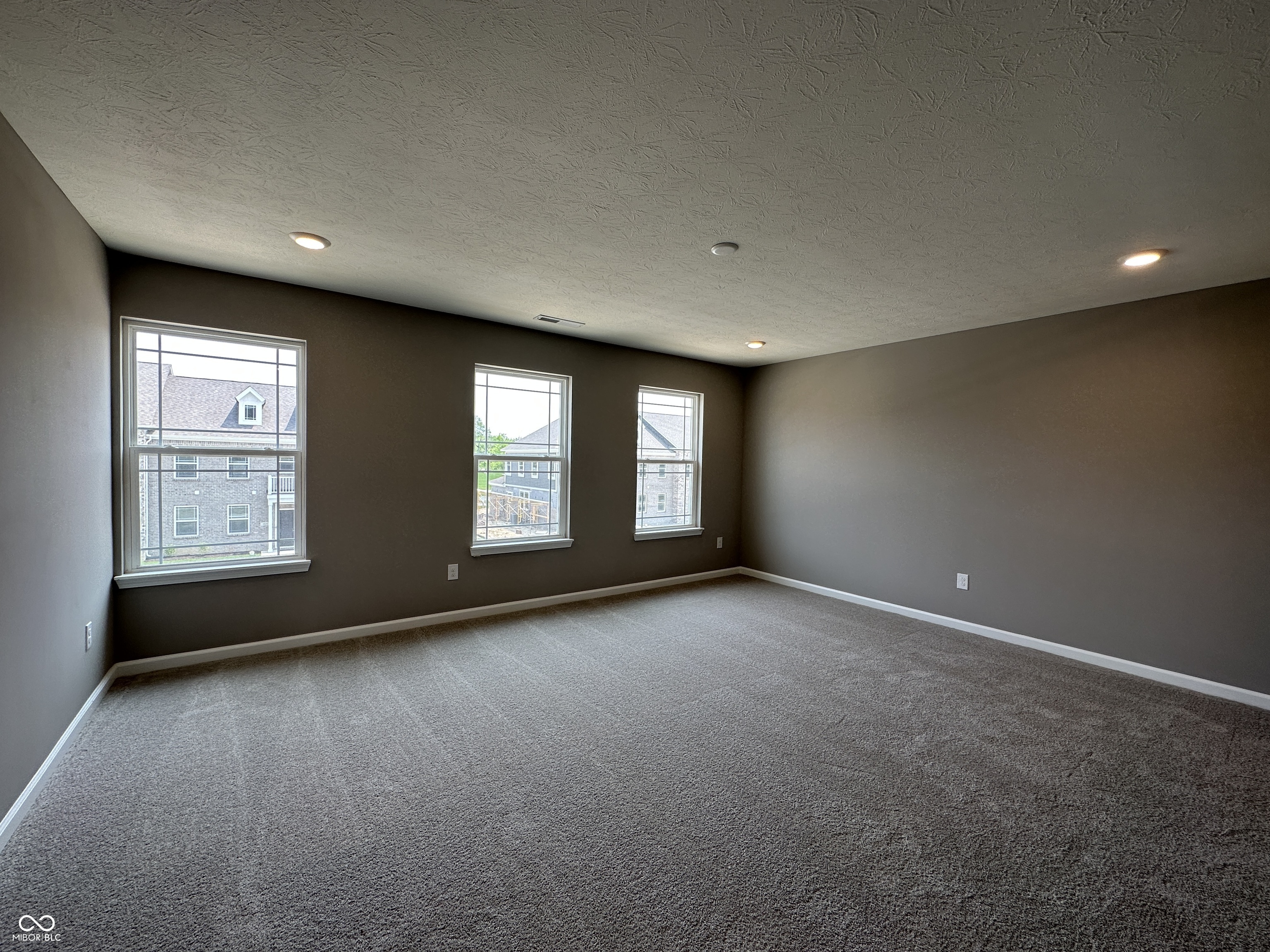 2838 Maricopa Boulevard