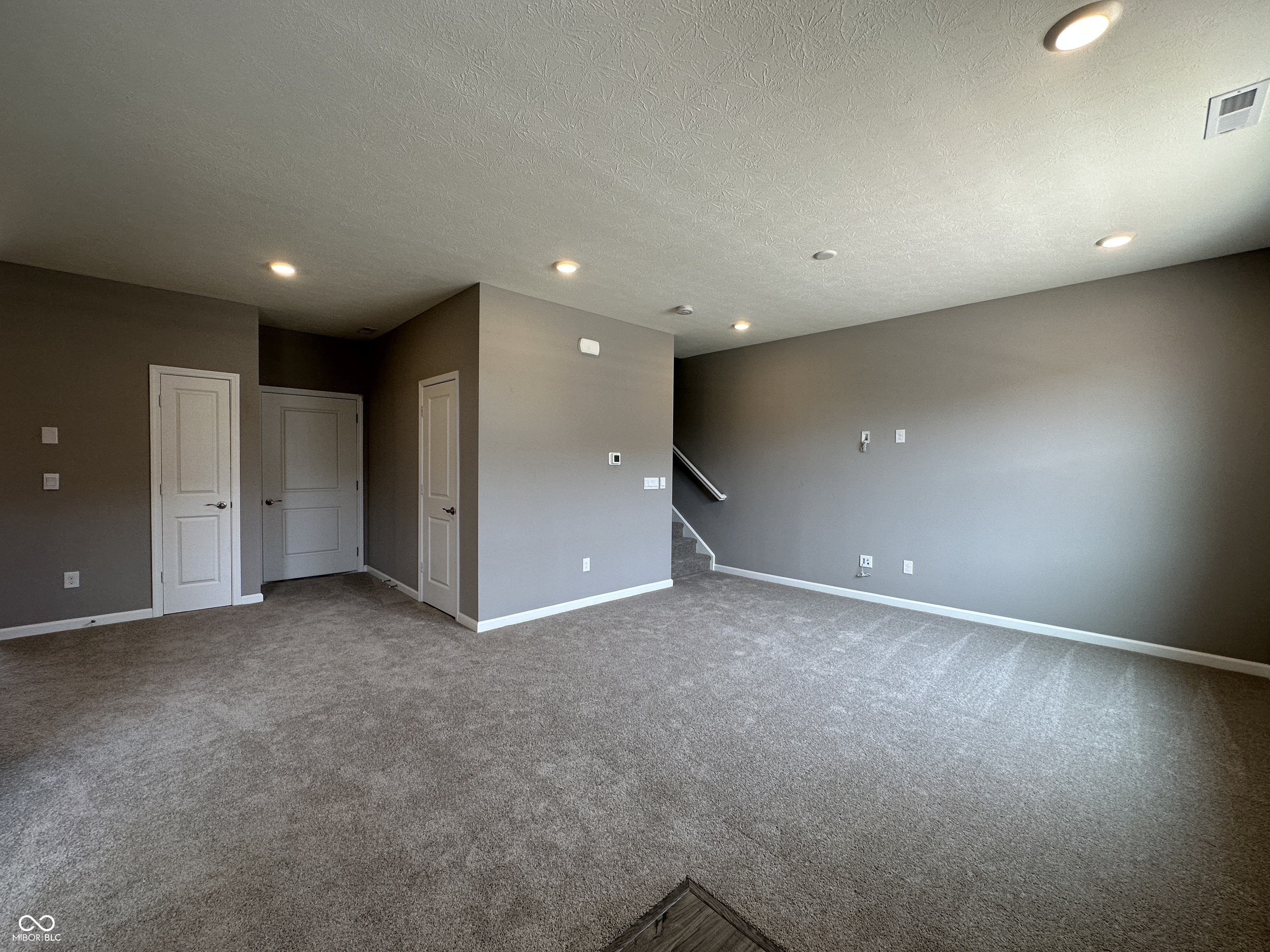 2838 Maricopa Boulevard