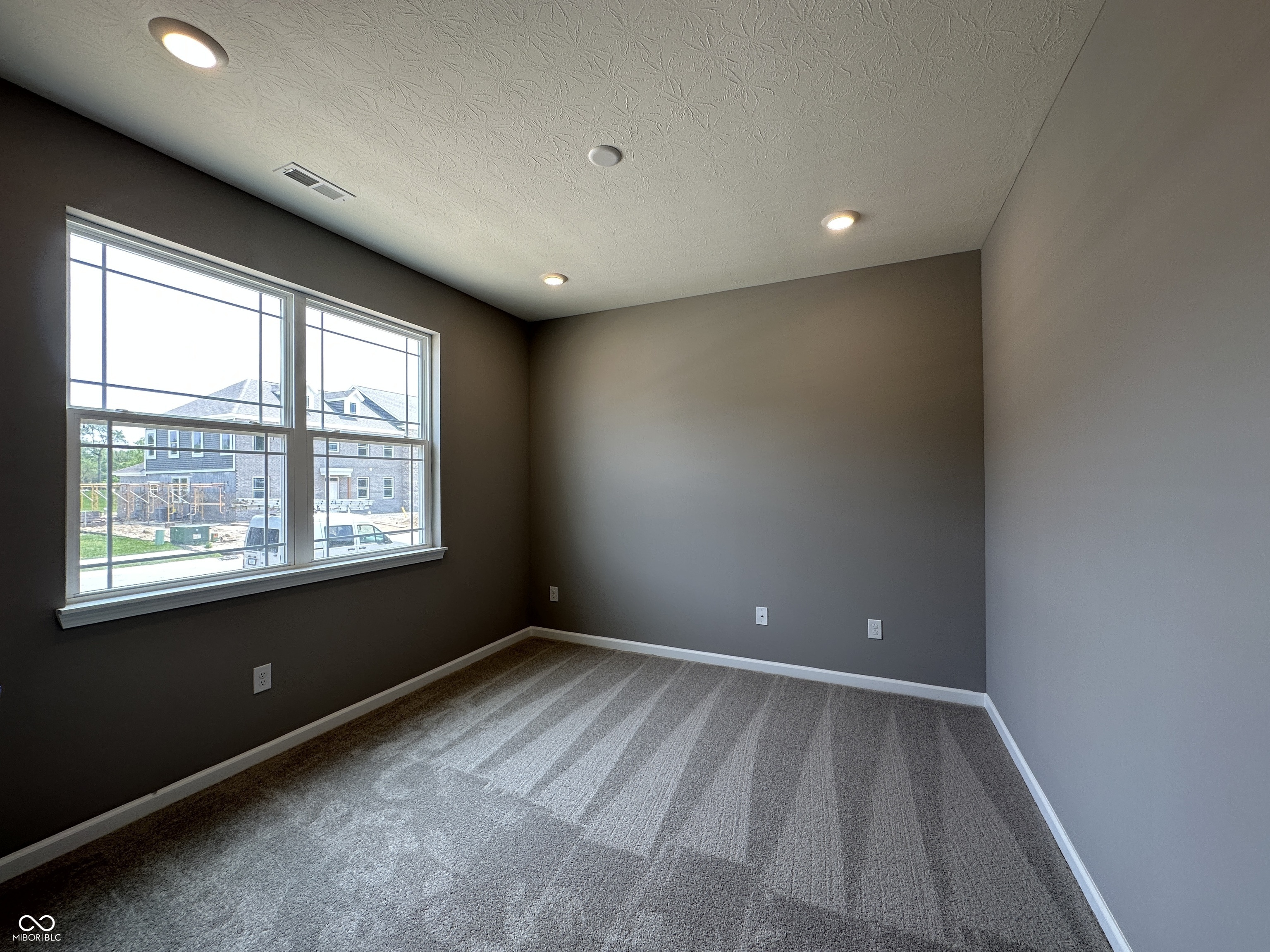 2838 Maricopa Boulevard