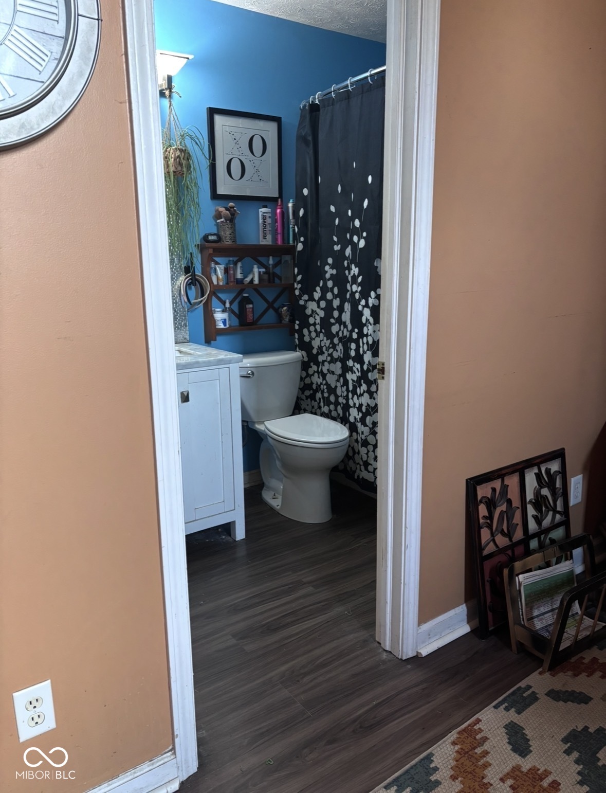 831 Queensgate Drive
