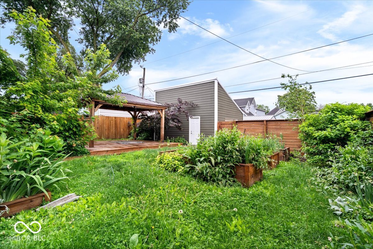 1501 English Avenue