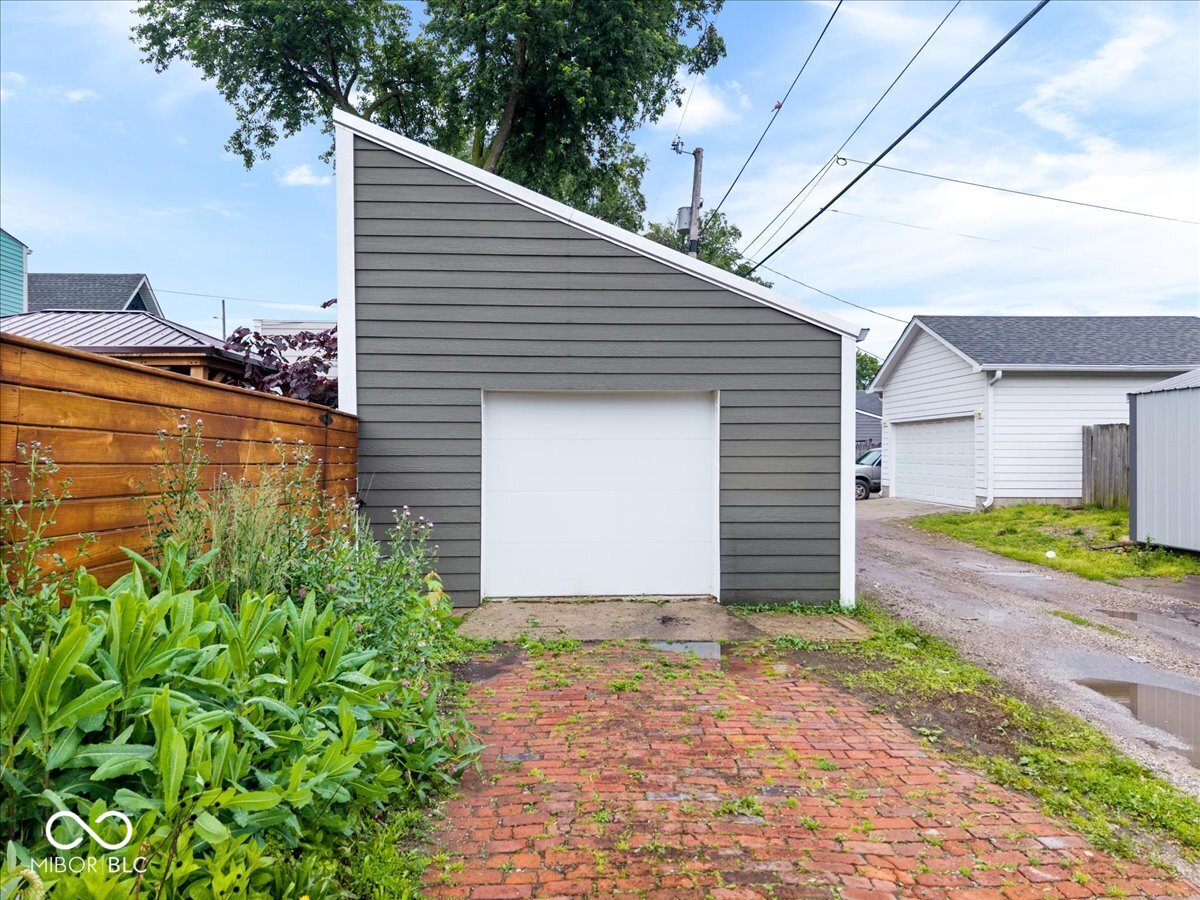 1501 English Avenue