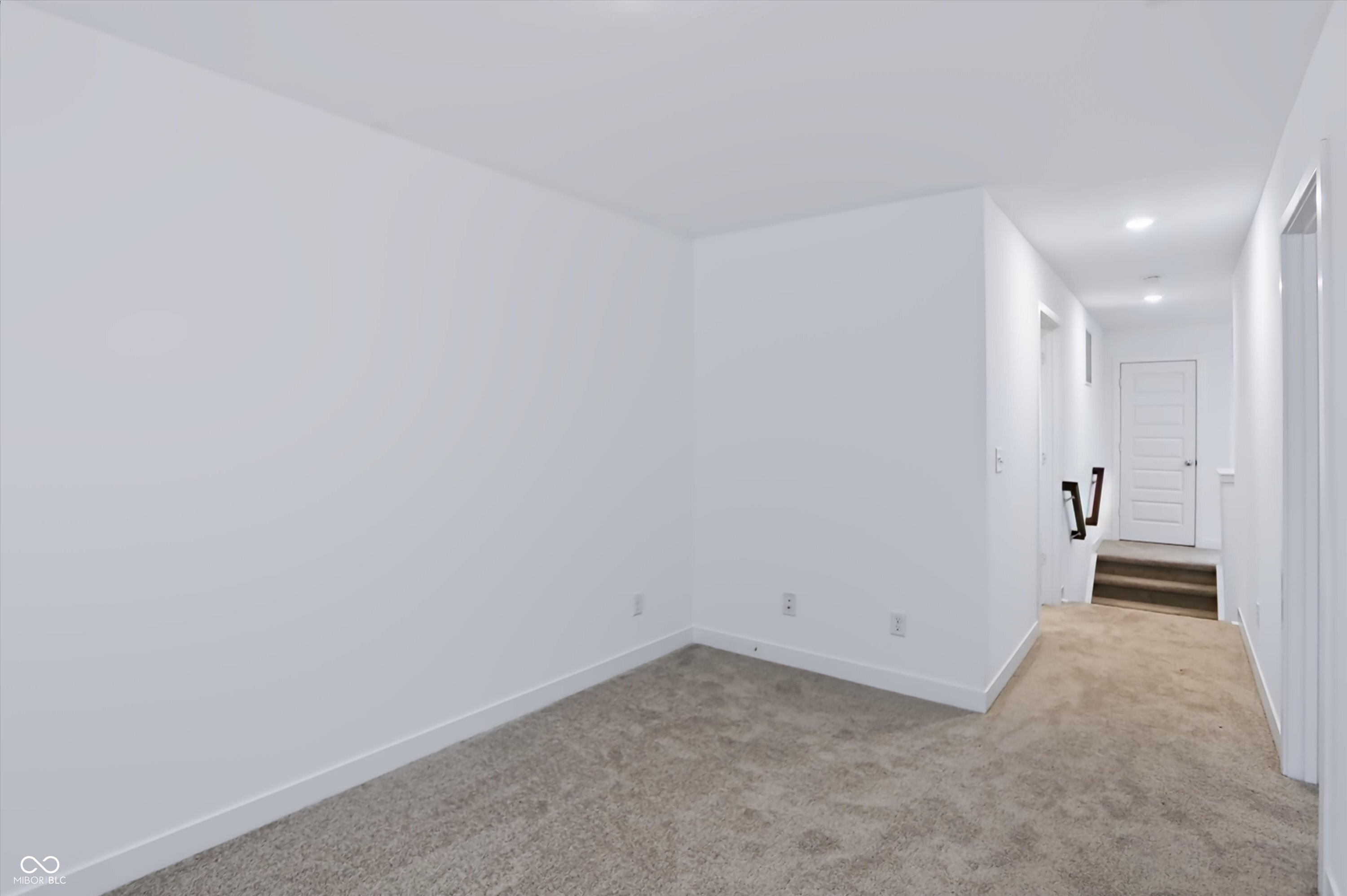 406 Monarch Lane
