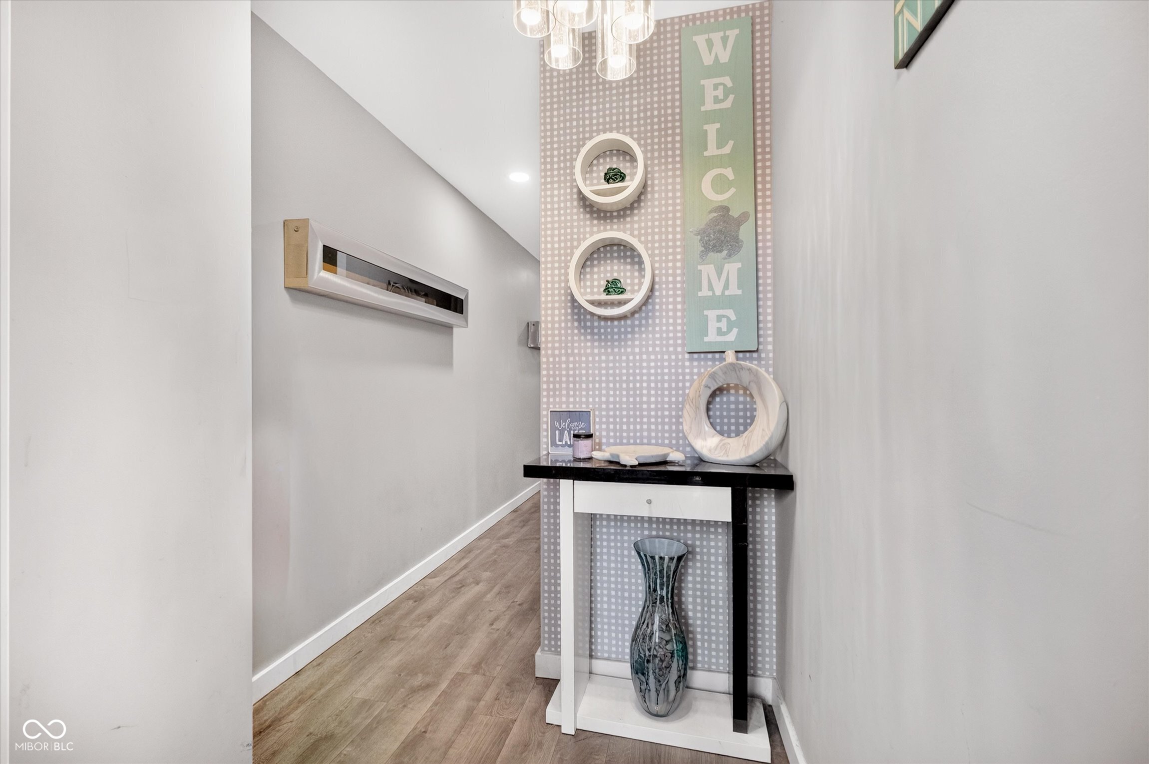 102 Clarendon Drive Unit: APT 305