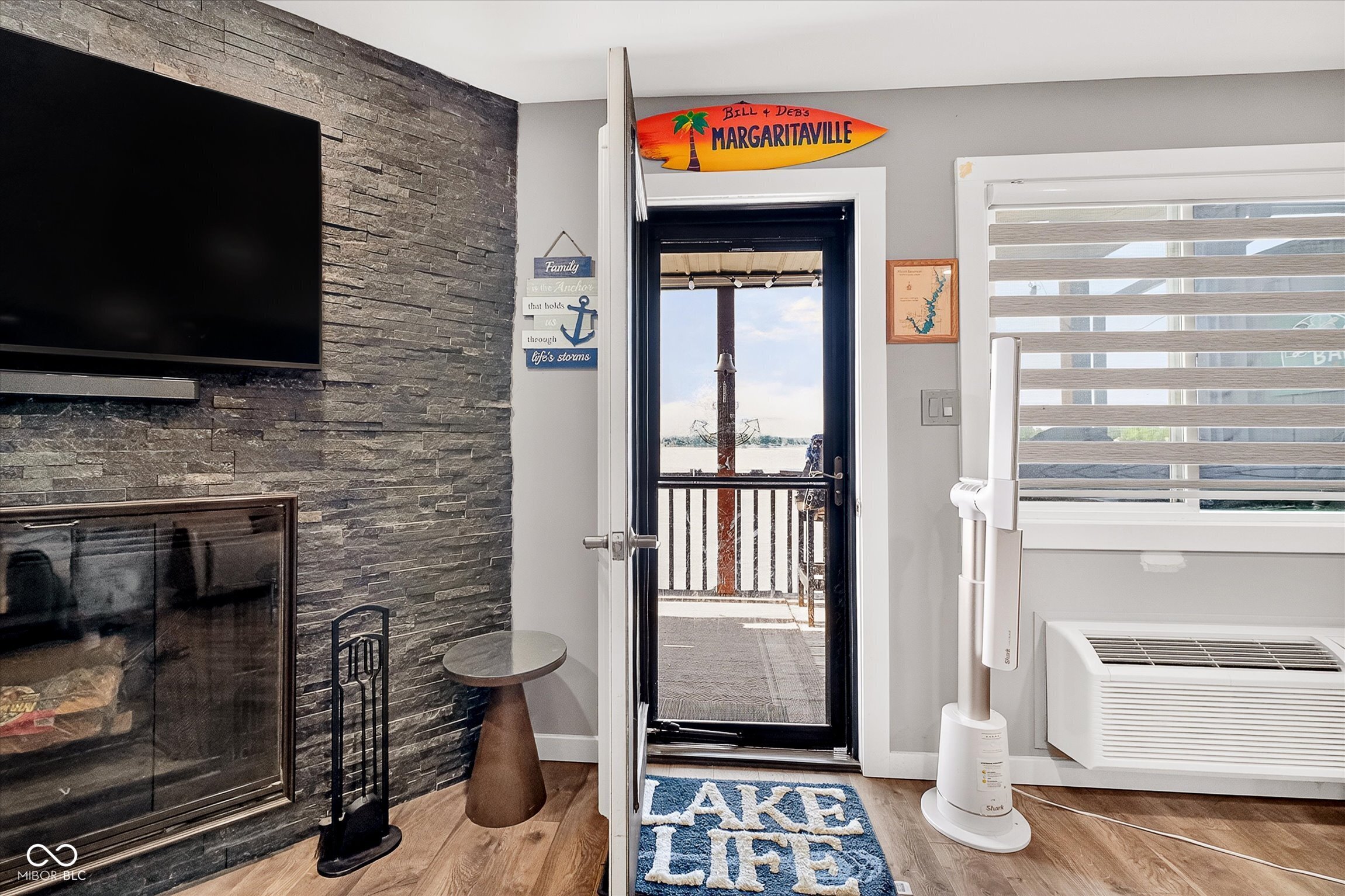 102 Clarendon Drive Unit: APT 305