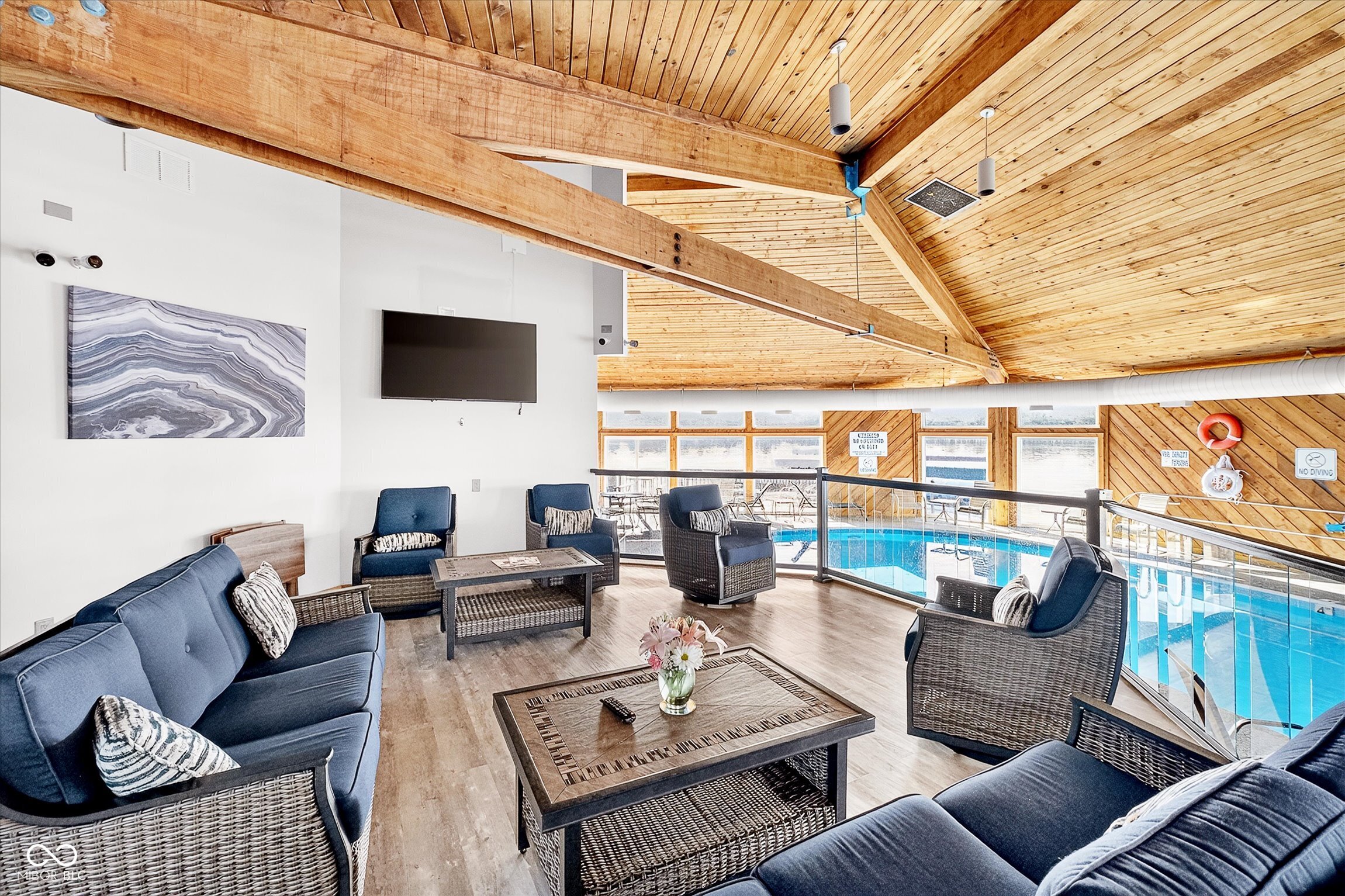 102 Clarendon Drive Unit: APT 305