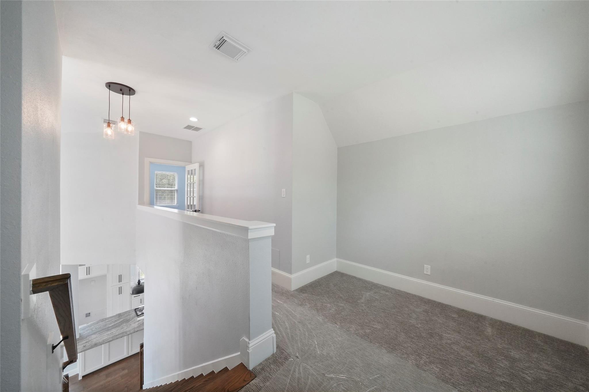 401 Brook Hollow Dr