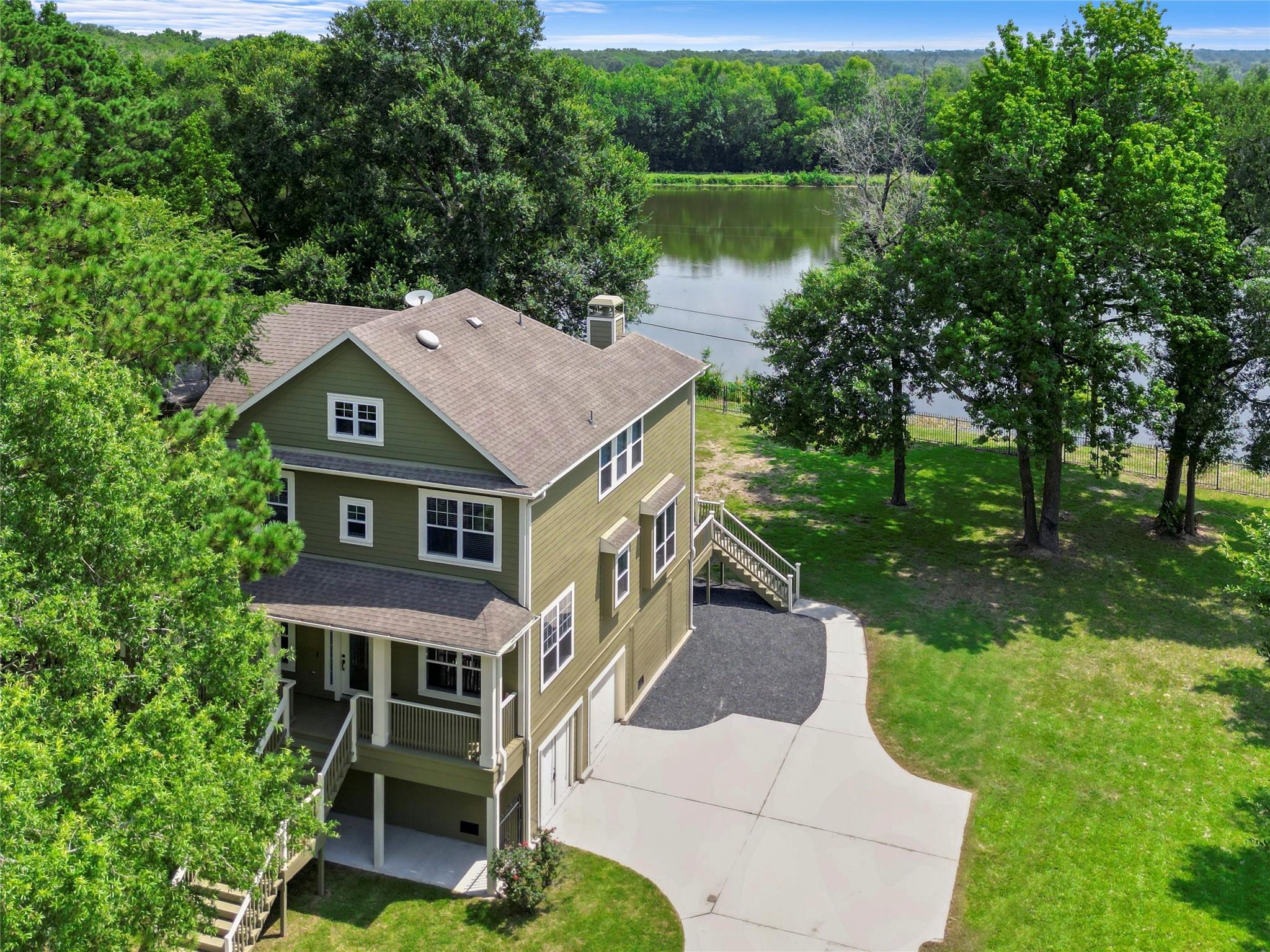 401 Brook Hollow Dr