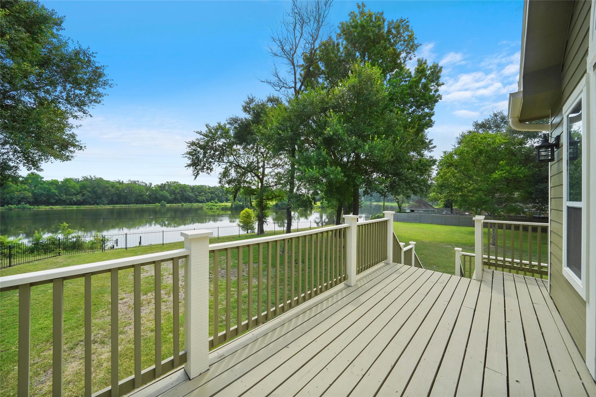 401 Brook Hollow Dr