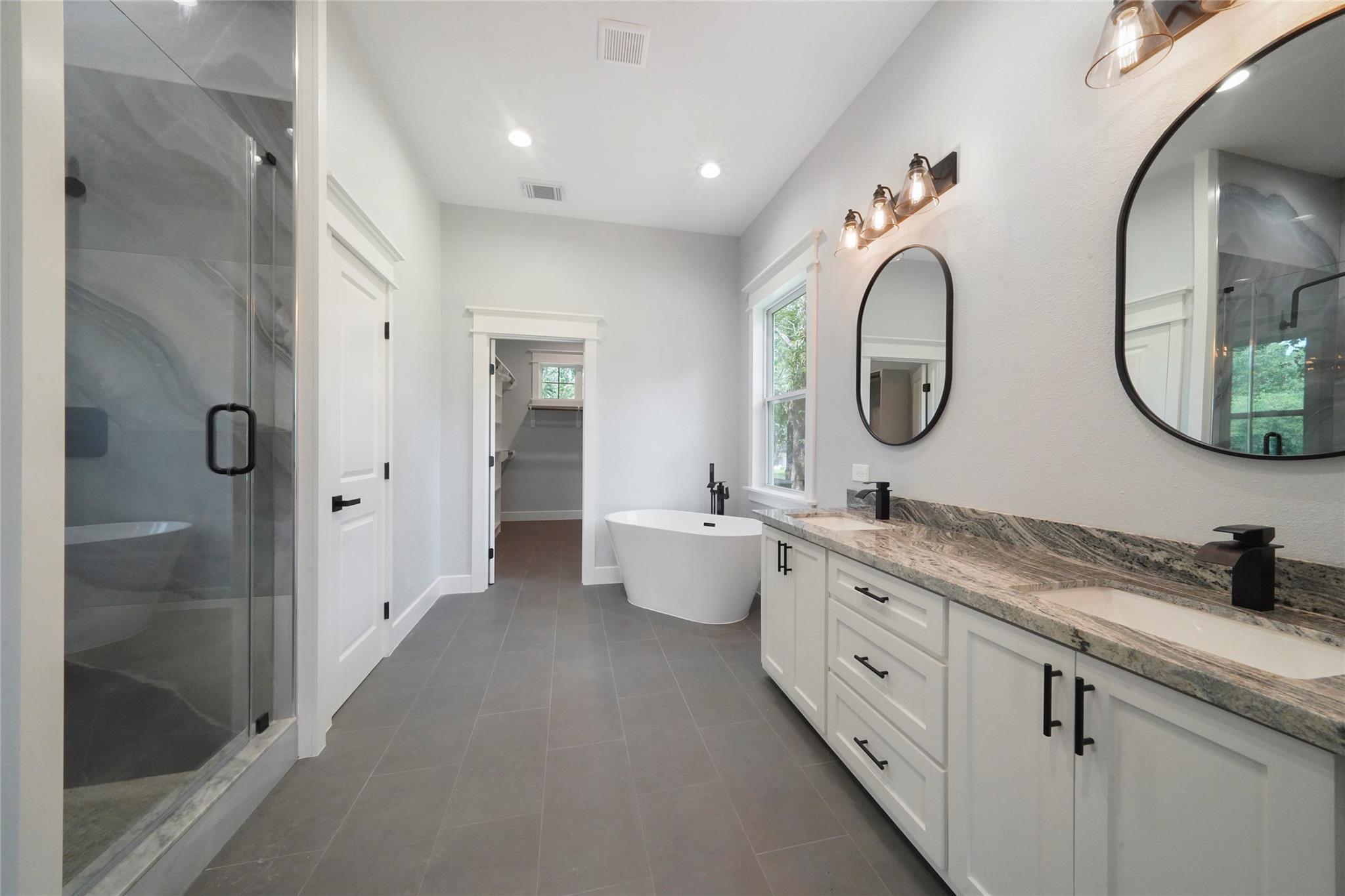 401 Brook Hollow Dr