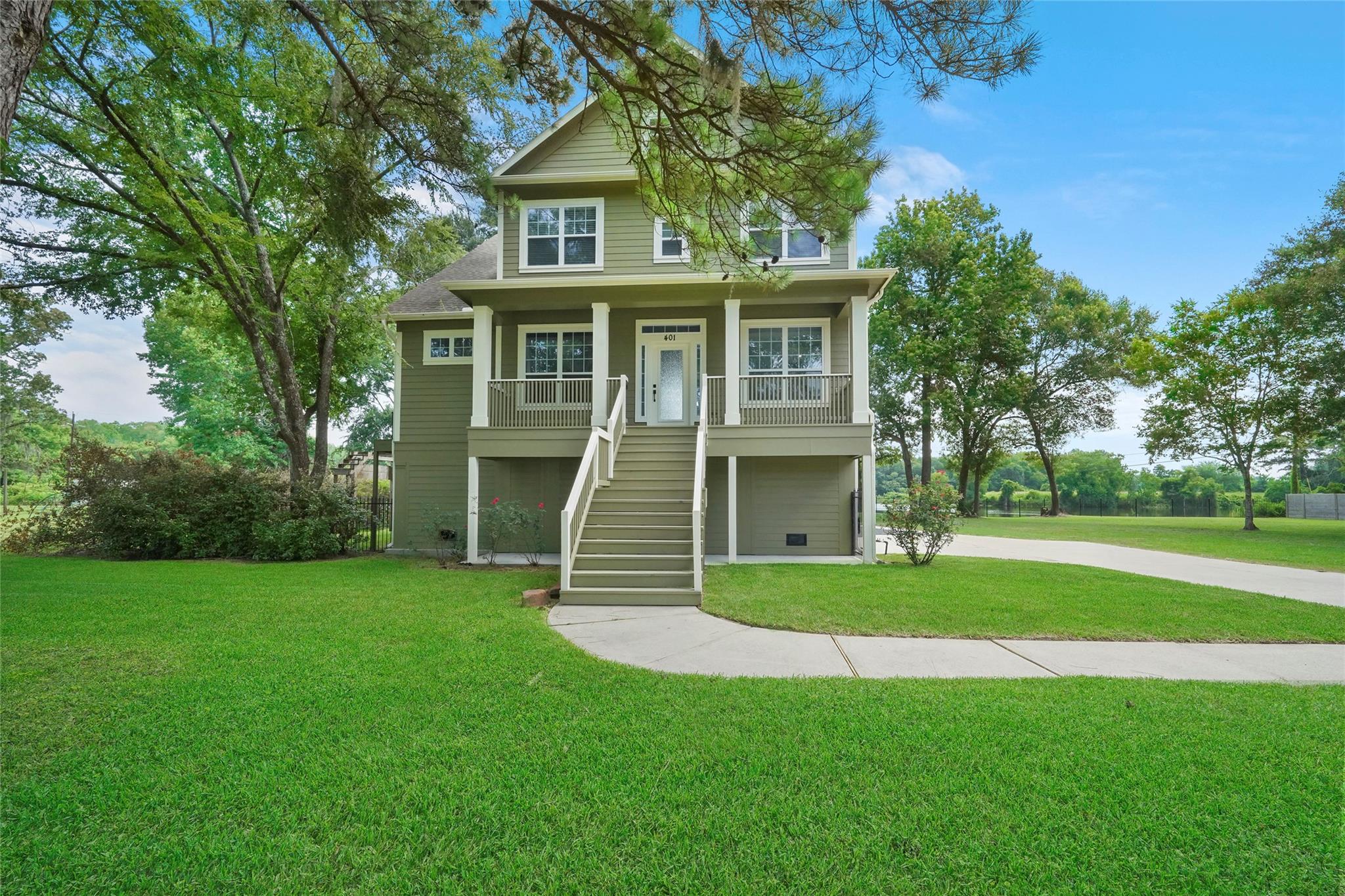 401 Brook Hollow Dr