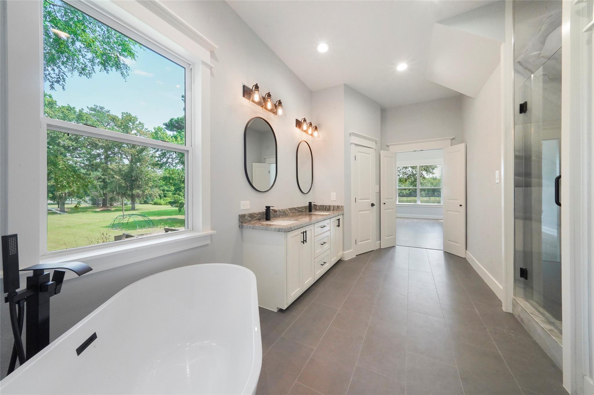 401 Brook Hollow Dr
