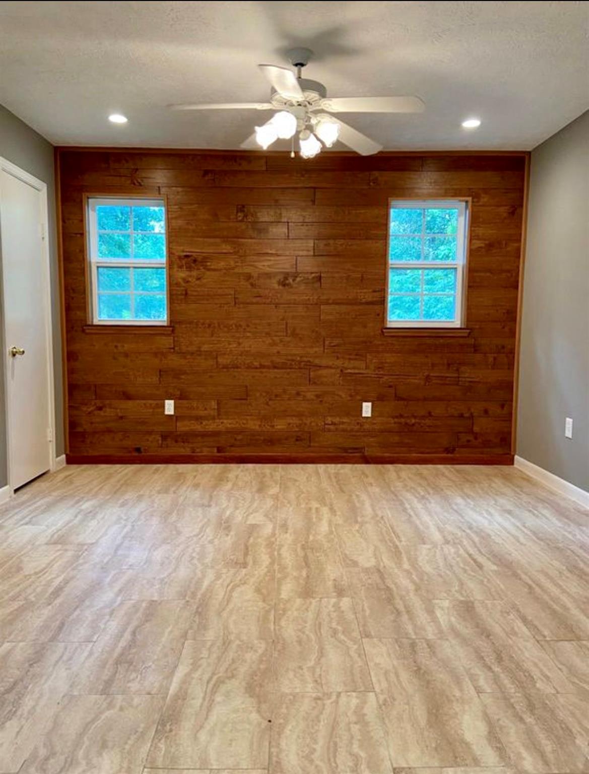 17821 Theiss Mail Route # C