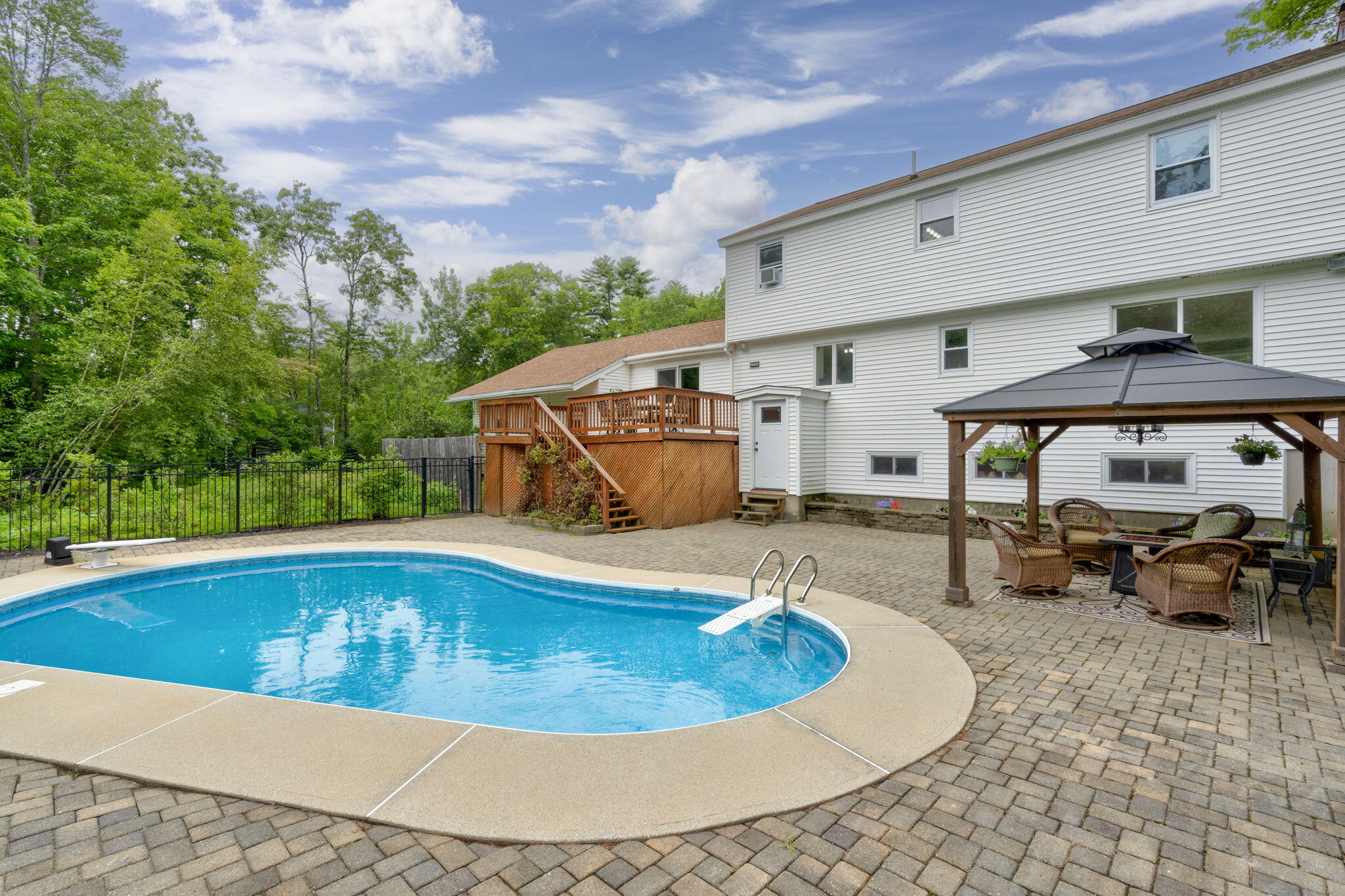 18 Bowie Hill Road