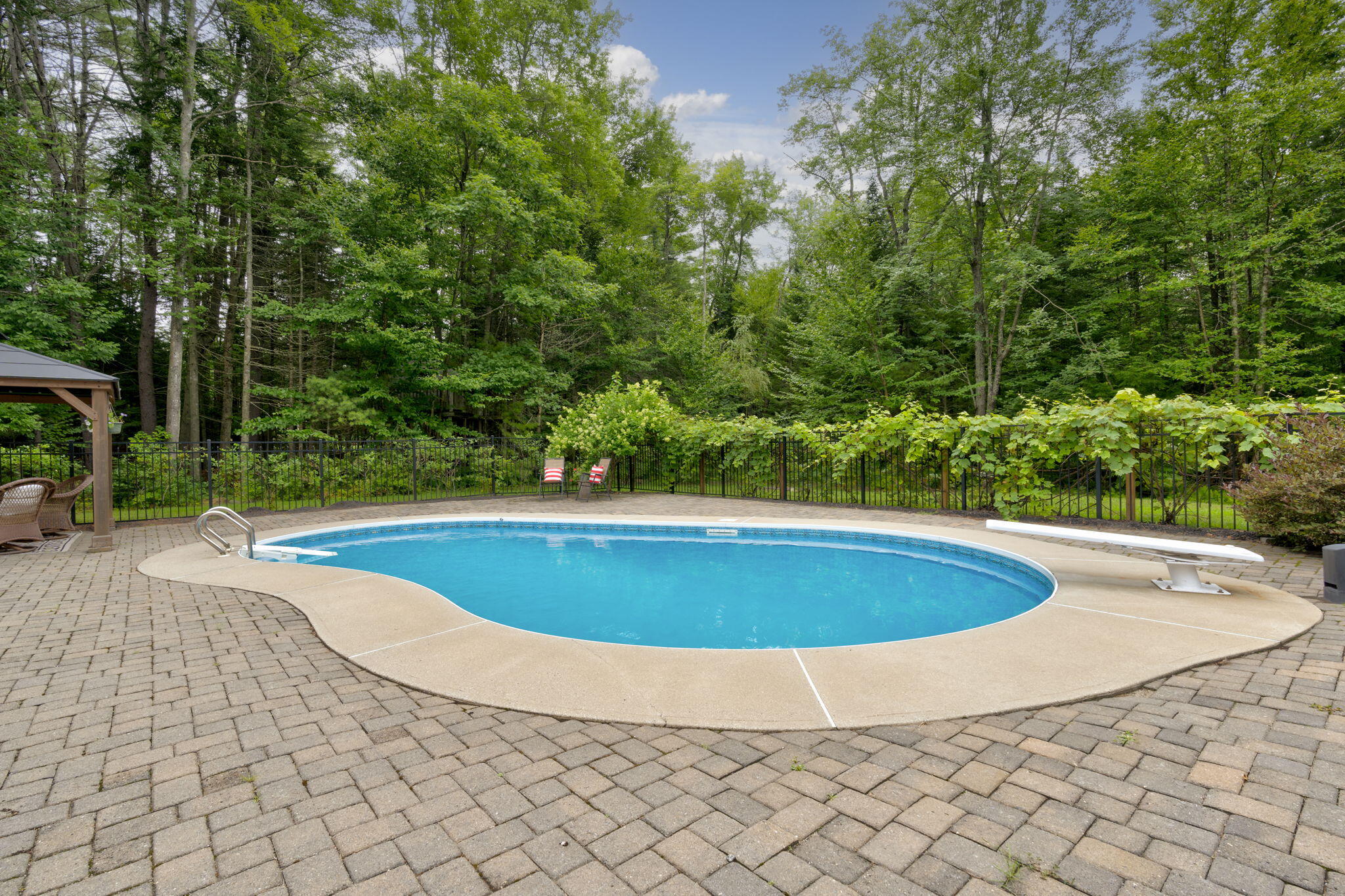 18 Bowie Hill Road