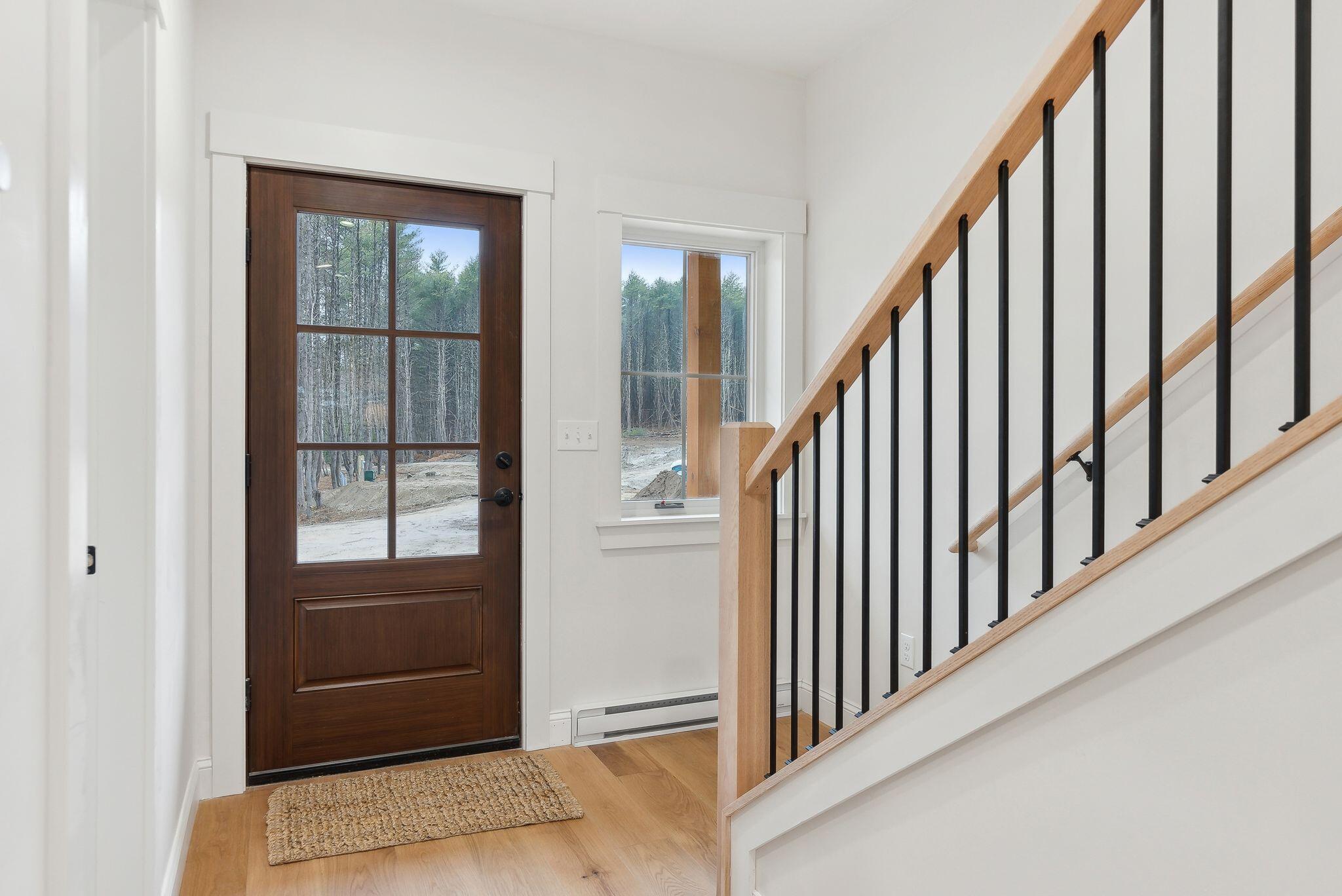 60 Oaken Ridge, 1