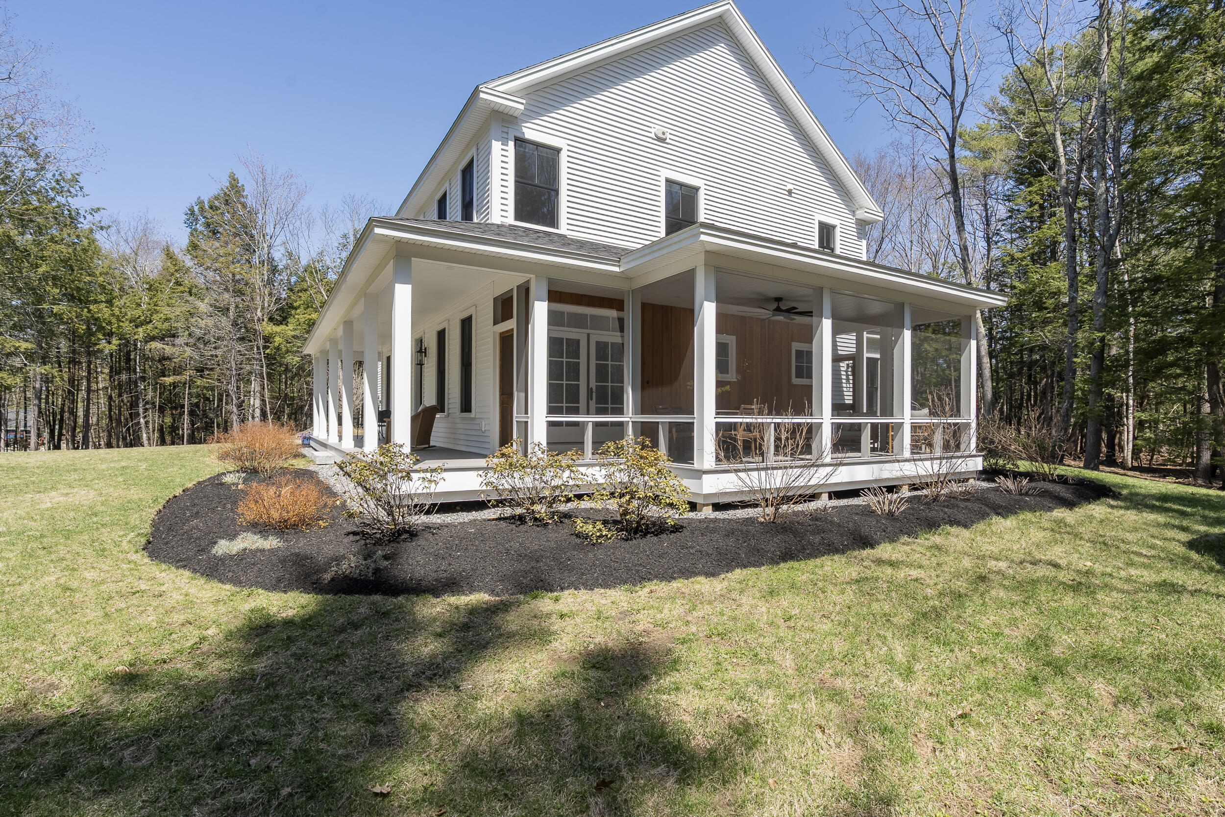 10 Woods Road