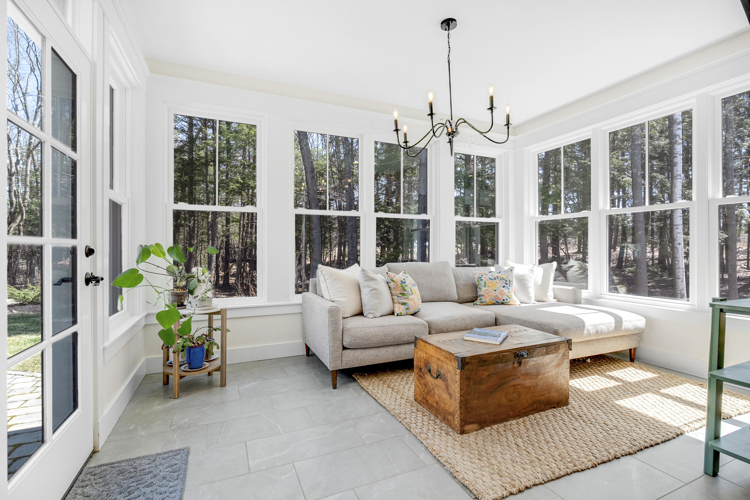 10 Woods Road