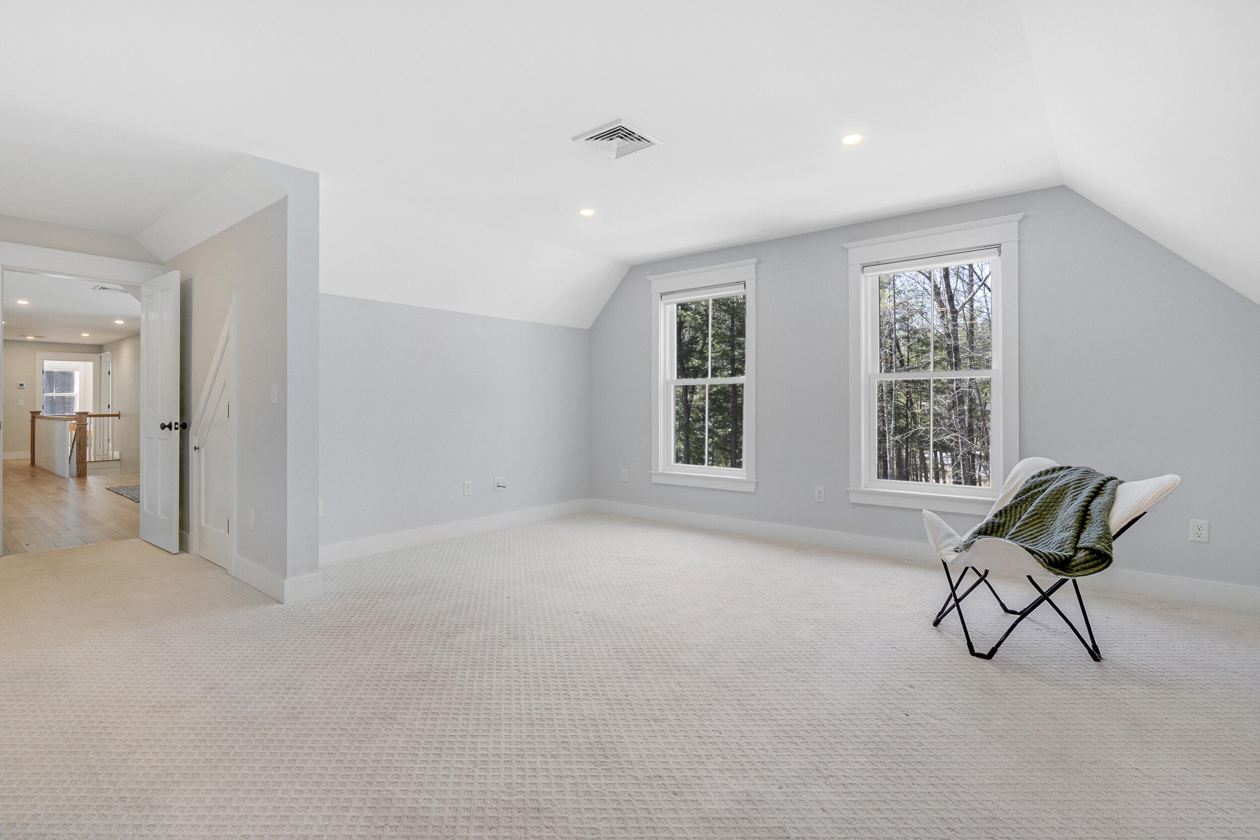 10 Woods Road