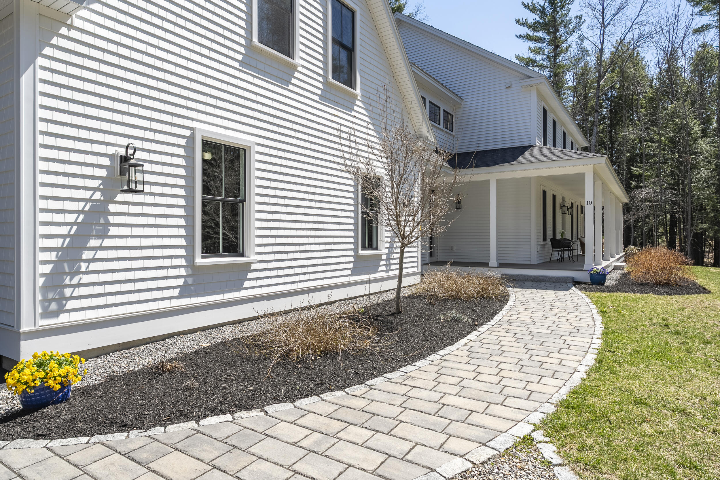 10 Woods Road