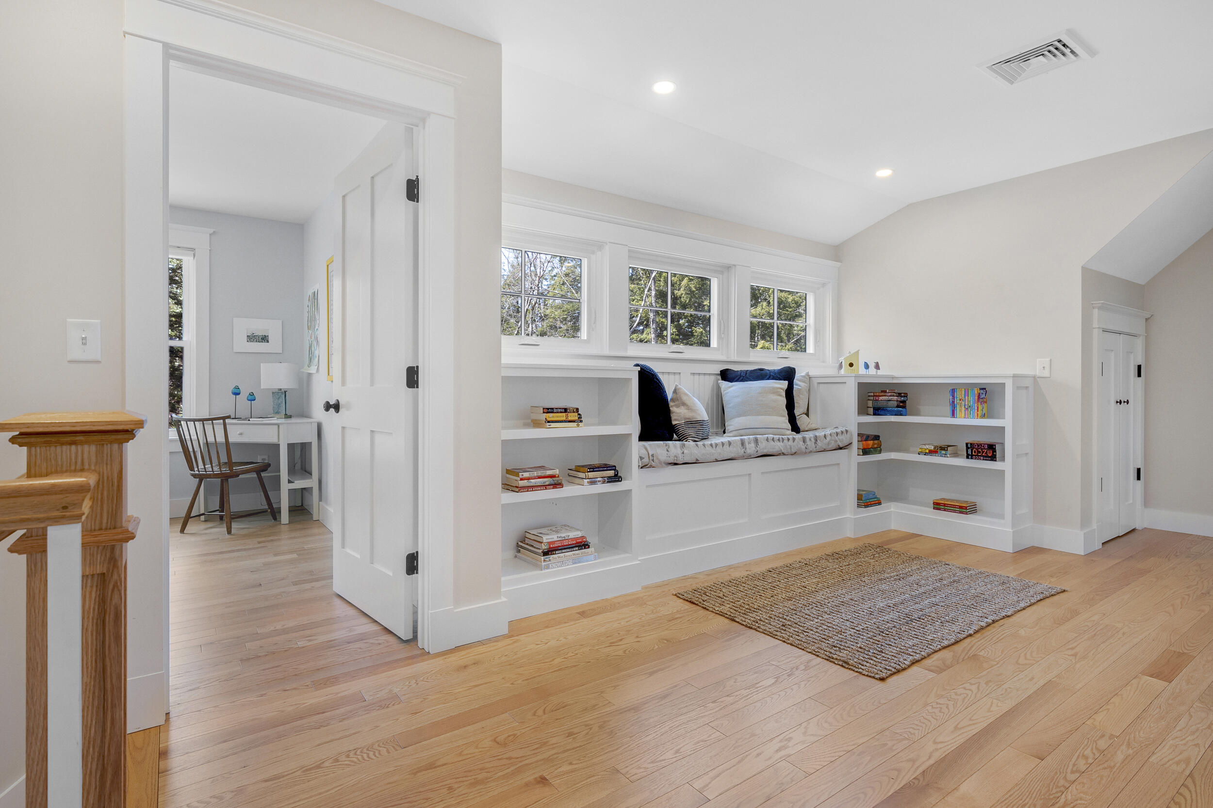 10 Woods Road