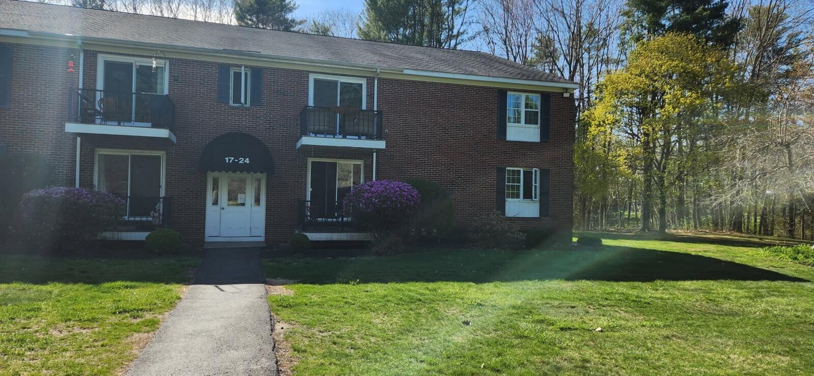 246 E Bridge Street, 24
