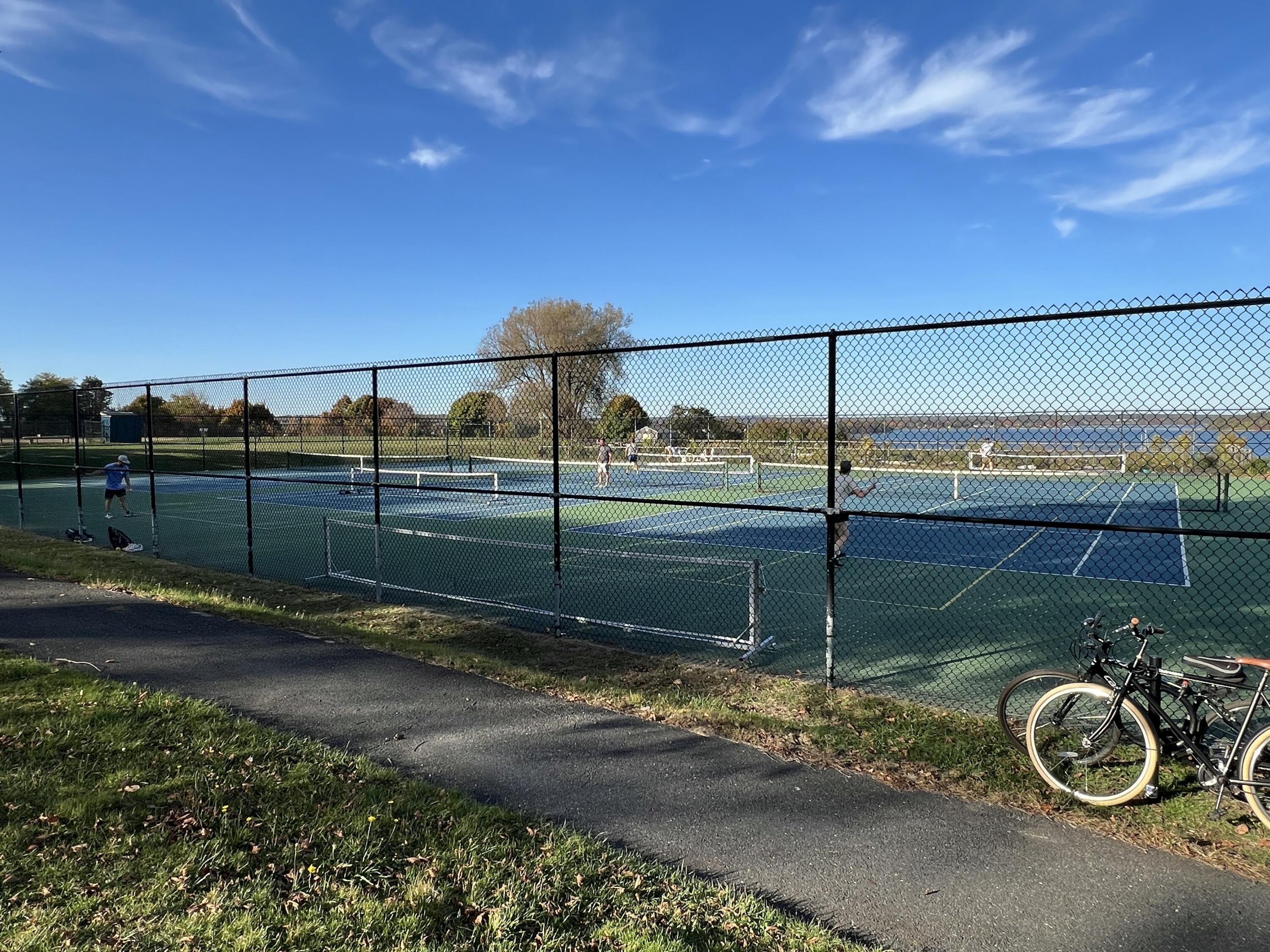 246 Eastern Promenade, 401